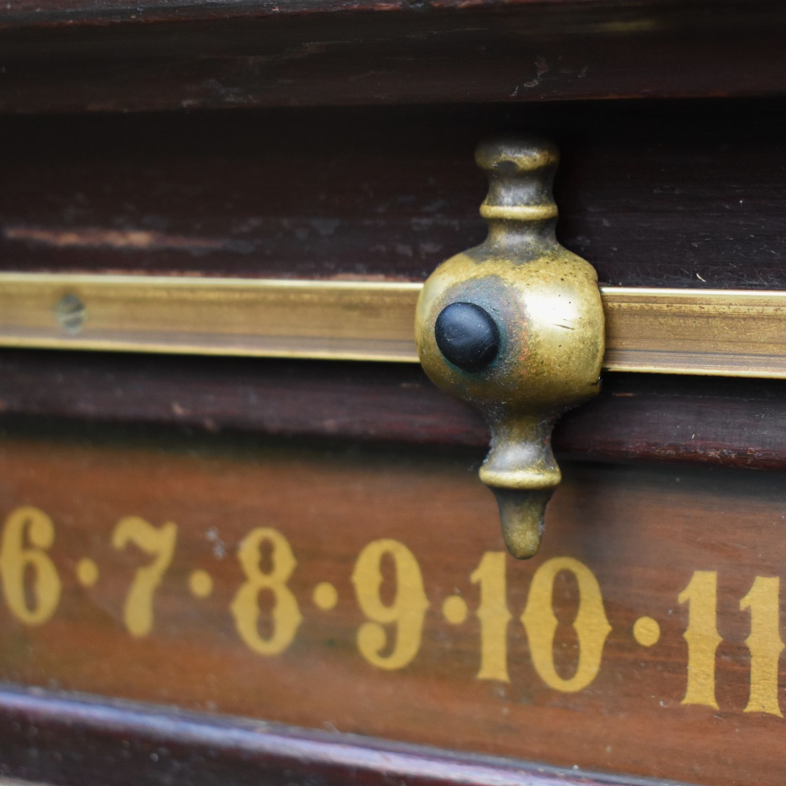 Antique Mahogany Glass Backed Brass Markers Wall Mounted Snooker Scoreboard photo 185.0