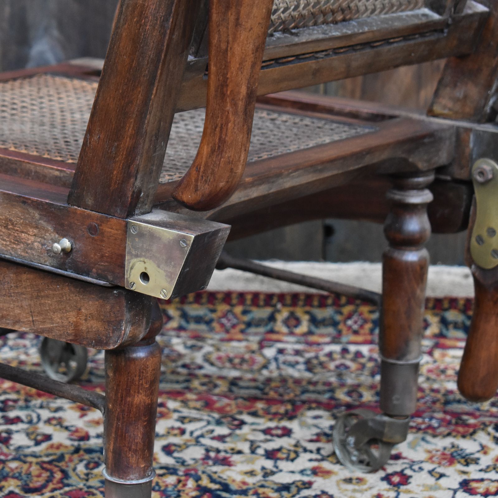 photo buy Antique Victorian Walnut Carters Style Invaild Carry Campaign Bergère Cane Chair