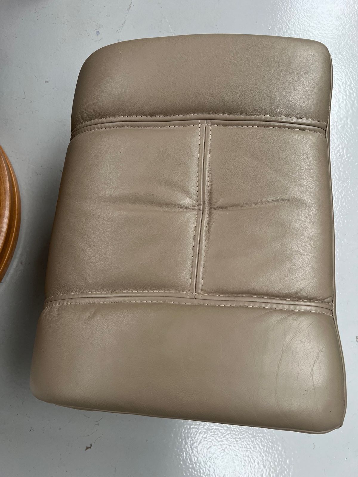 Stressless Beige Leather Swivel Recliner Chair And Stool photo vinterior