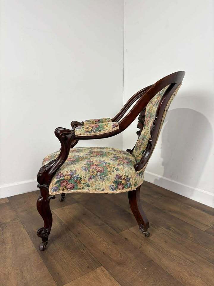 photo for sale Victorian Mahogany Nursing Chair