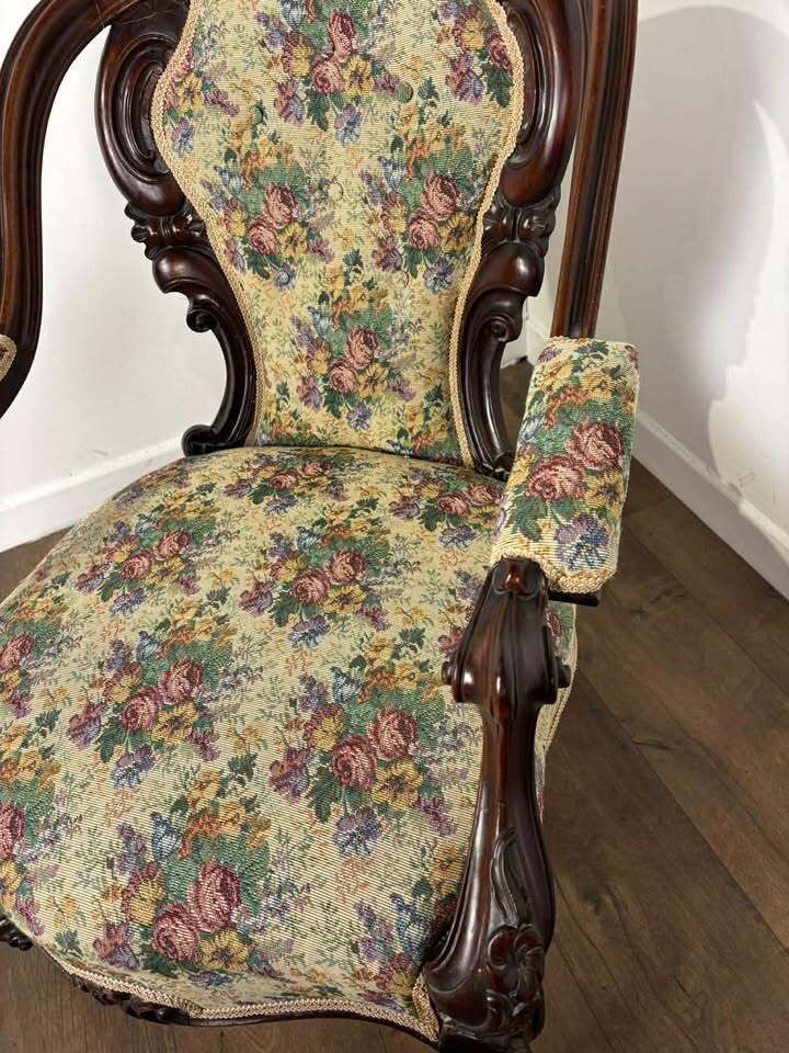 photo buy Victorian Mahogany Nursing Chair