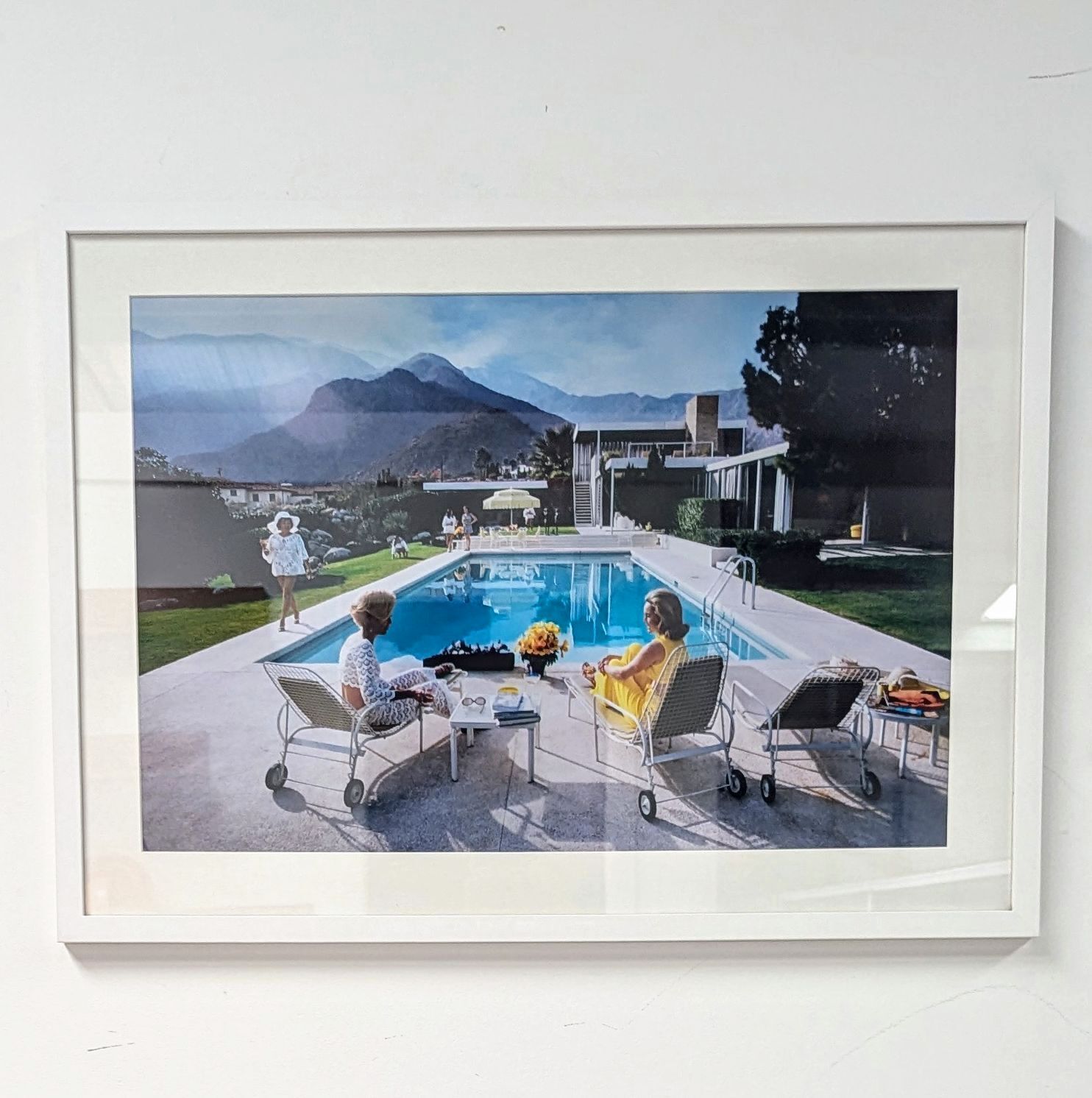 photo vinterior Aron Slims 1970 Pool Gossip High Original Quality Print  Delivery Available 0071.