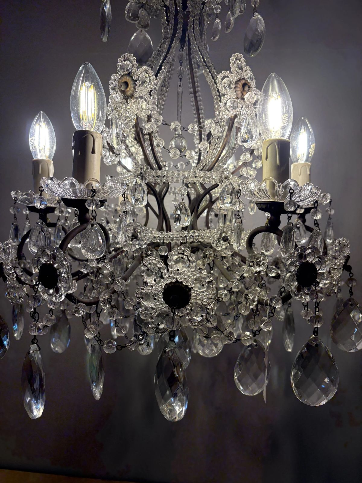 photo furniture Italian Mid Century Florentine Crystal Chandelier, 1950s
