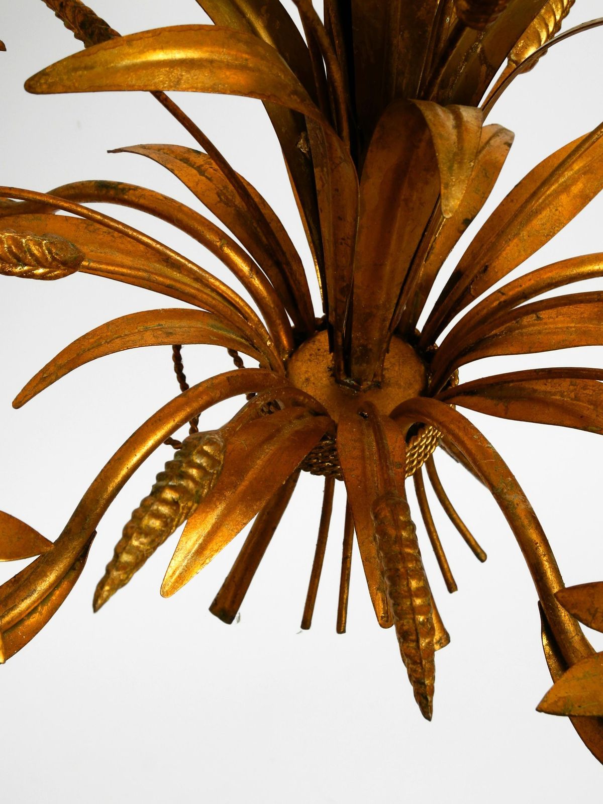 photo vintage Beautiful 1970s Gold Plated 5 Arm Tall Metal Chandelier By Hans Kögl