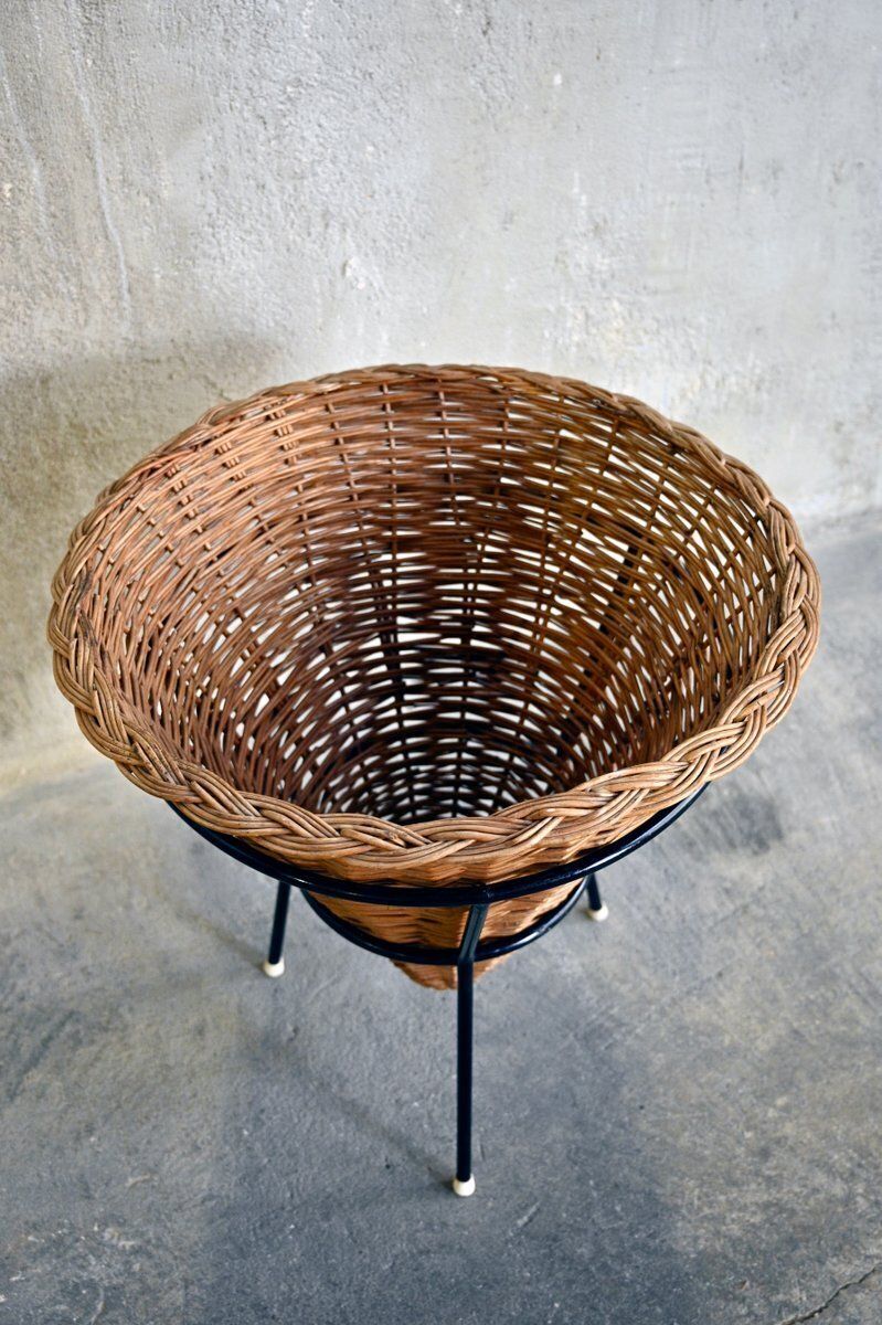 Rattan And Metal Magazine Rack Attributed To Rohé Noordwolde, 1960s photo 395.0