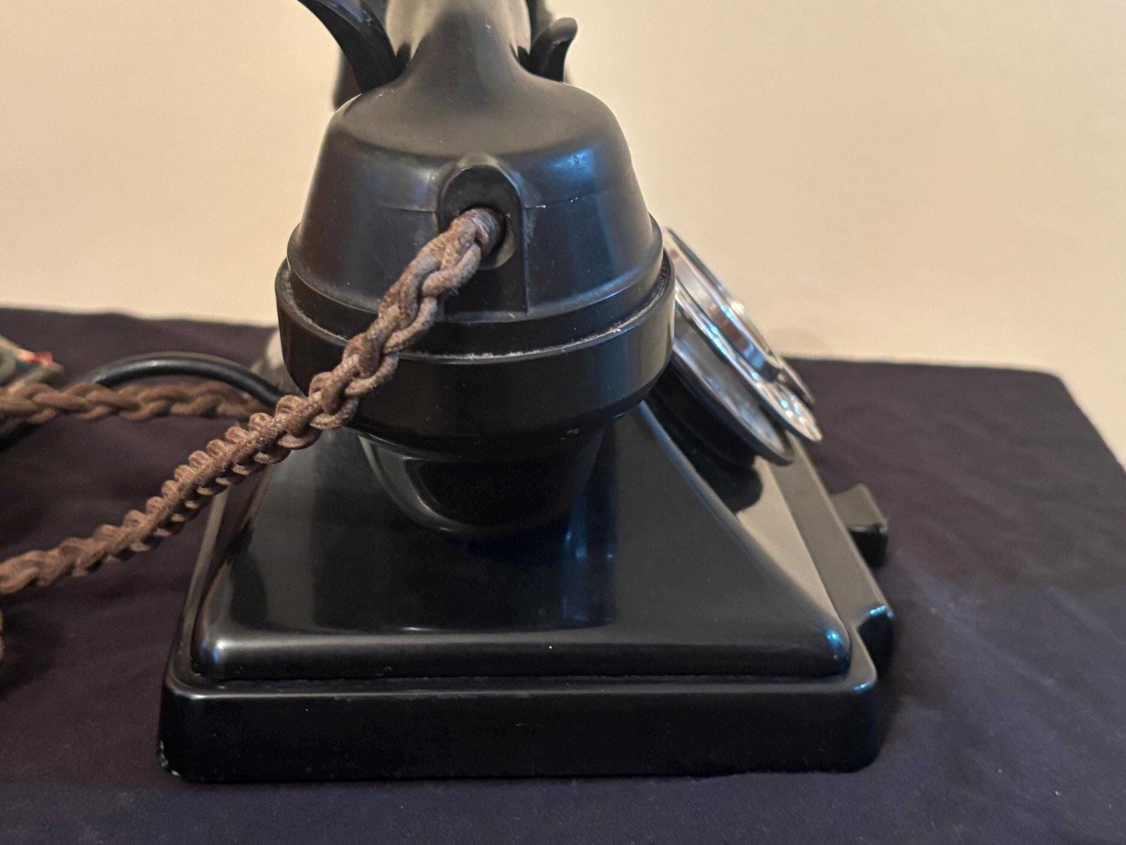 Gpo 232f 'Pyramid' Bakelite Dial Telephone Original photo Home Decor