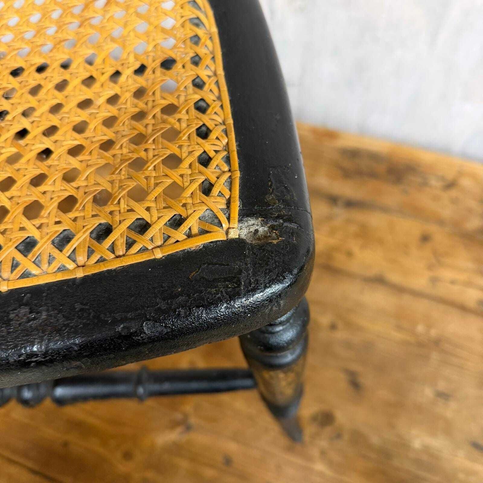 photo furniture Antique Victorian Ebonised Wooden Chair Aesthetic Movement Inlaid Mother Of Pea
