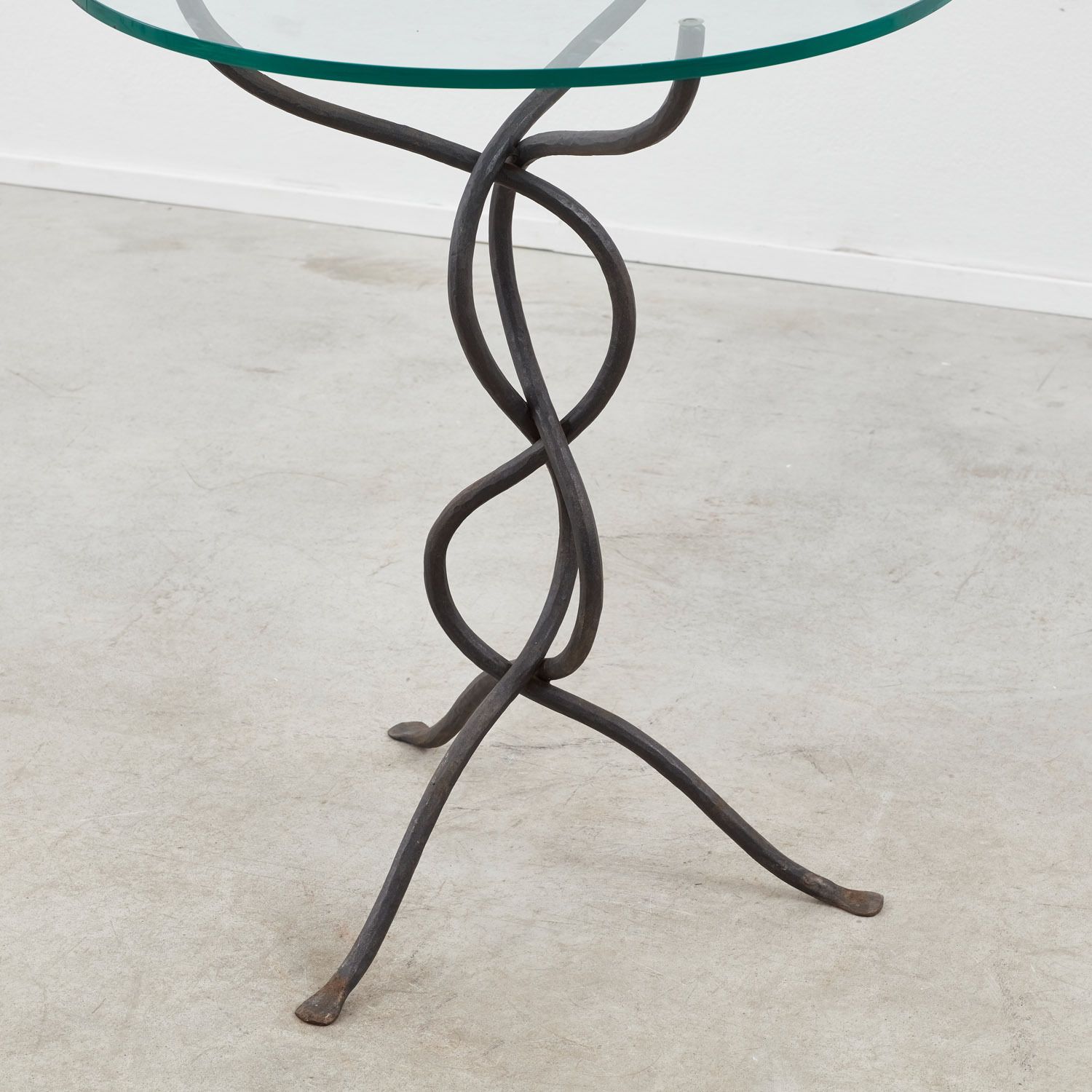 Salvino Marsura Infinito Side Table Treviso, Italy, 1980s photo Furniture
