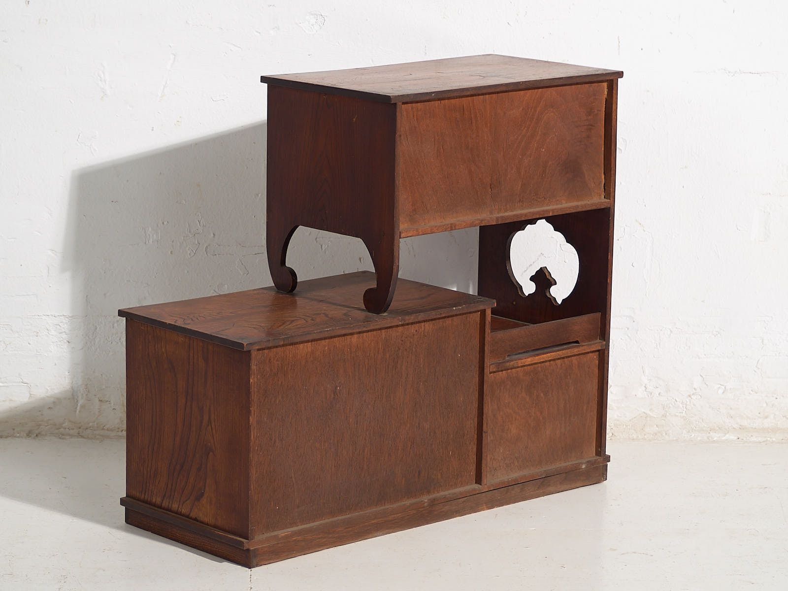 photo furniture Compact Japanese Tabletop Tansu – Meiji Period (C.1890 1910) #38