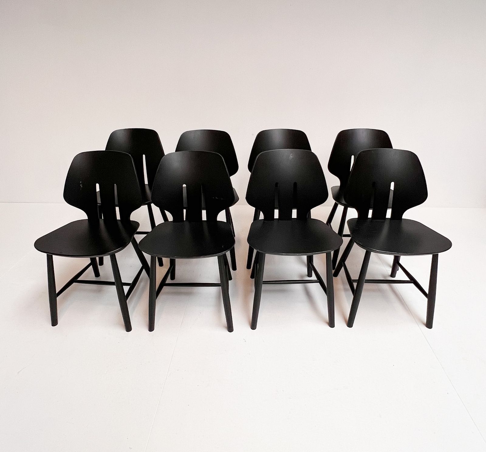 Set Of 9 Ejvind Johansson J67 Chairs For Fdb Mobler (Per Piece), 1970s photo 1999.0