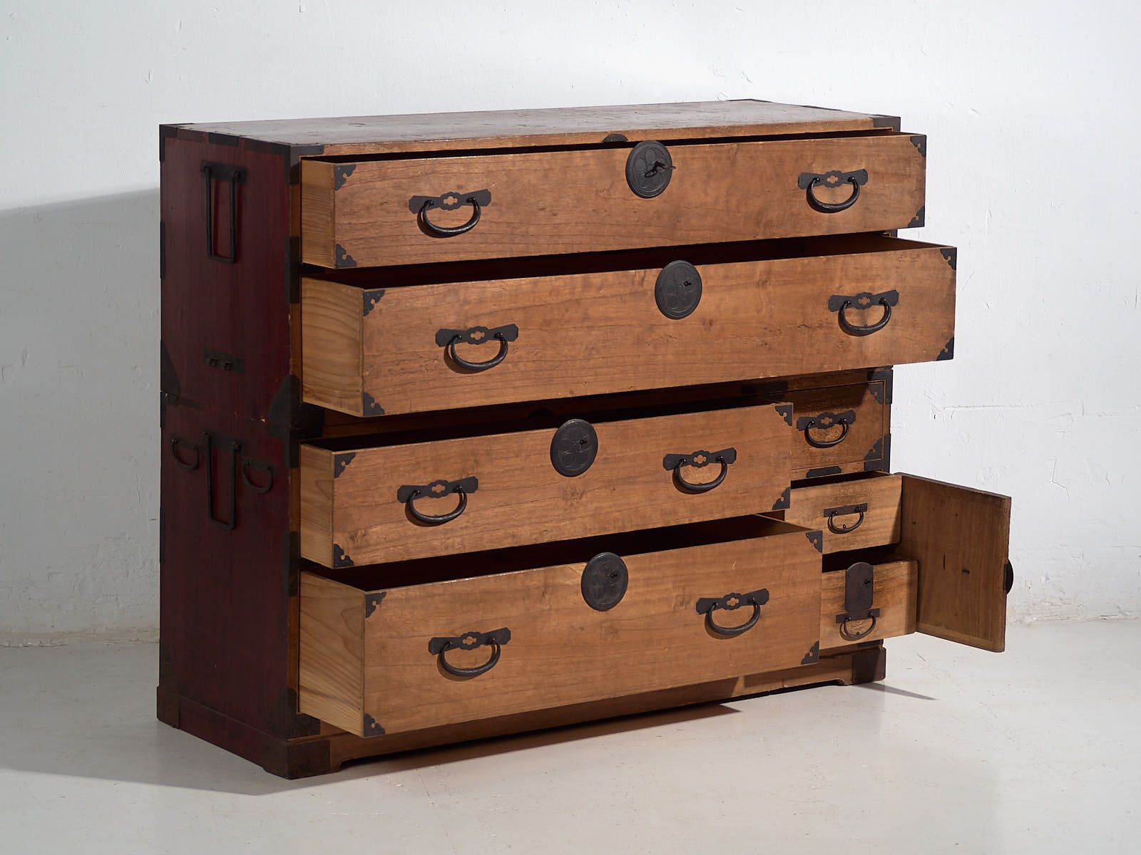 Antique Japanese Tansu – Meiji Period / Taishō (C.1868 1926) #28 photo for sale