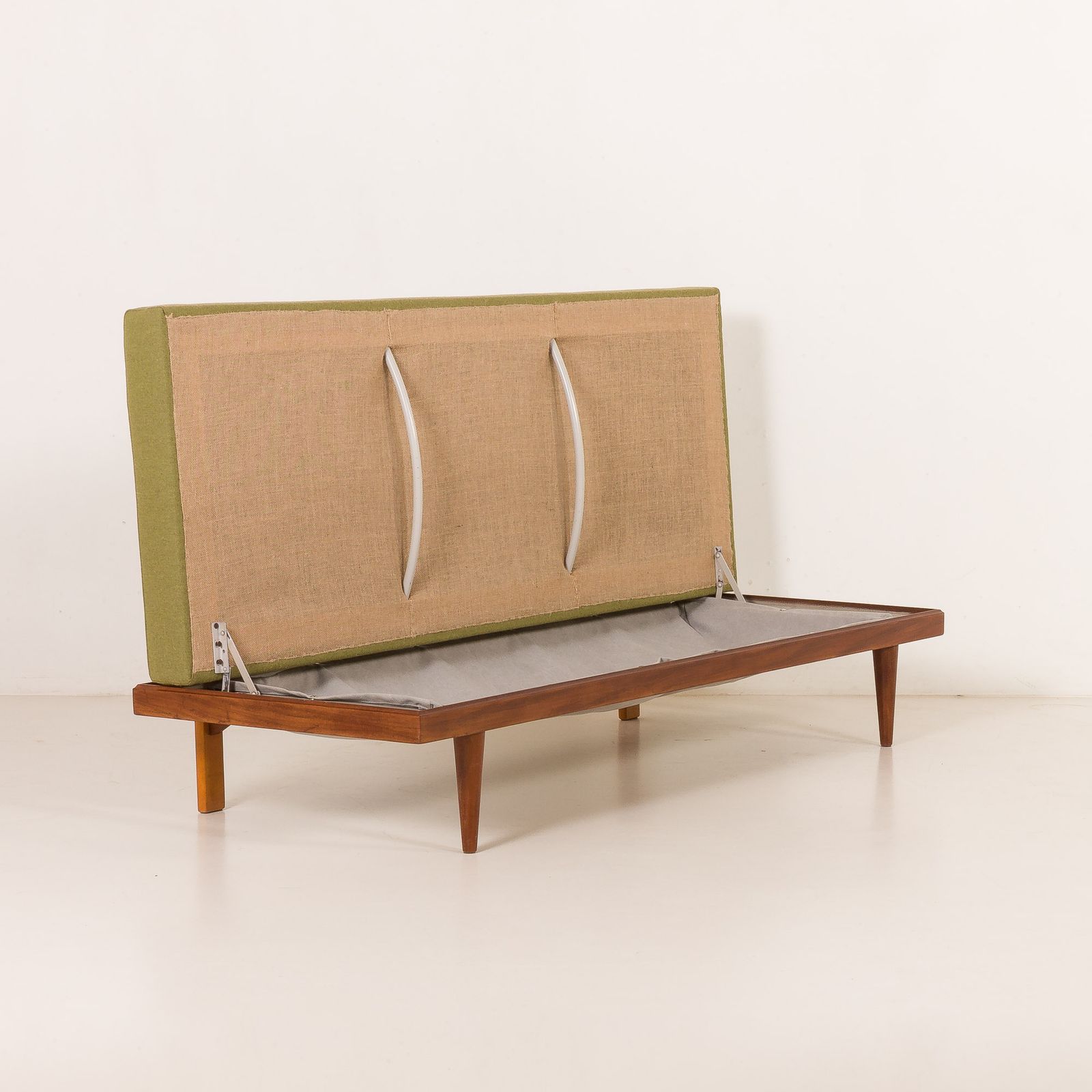 Svane Daybed Suit, Set Of 2 Sofas And A Side Table By Igmar Relling, Norway 1960s photo furniture