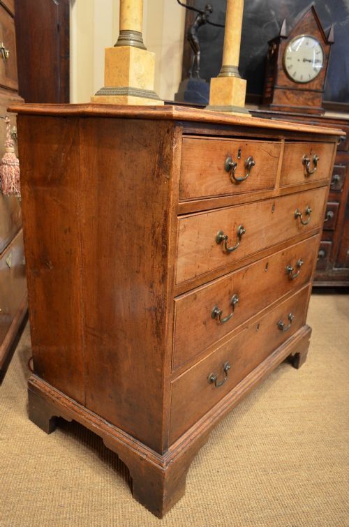 A George II Fruitwood / Walnut Small Chest Of Drawers. photo Furniture