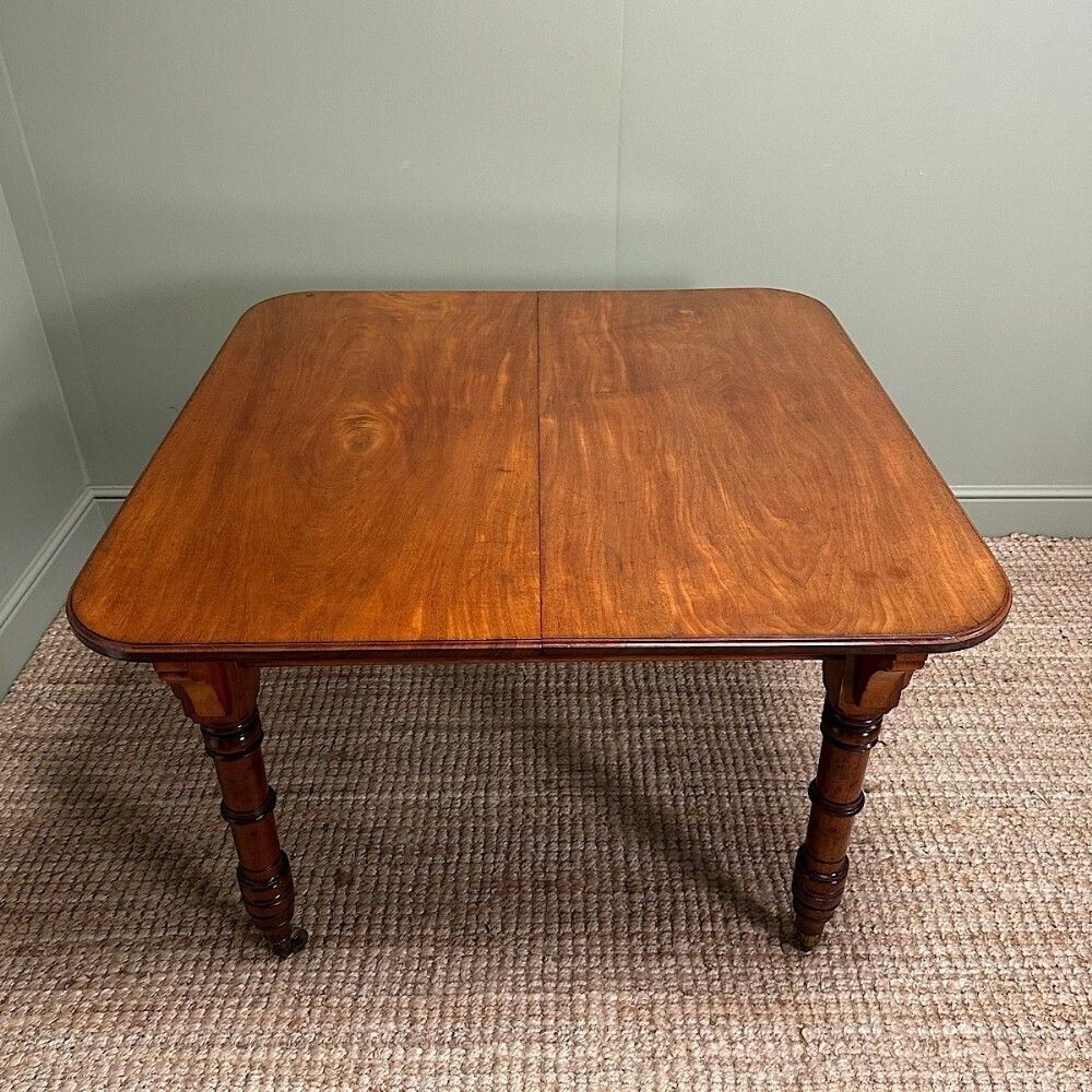 Quality Antique Mahogany Dining Table By Gillows Of Lancaster photo for sale