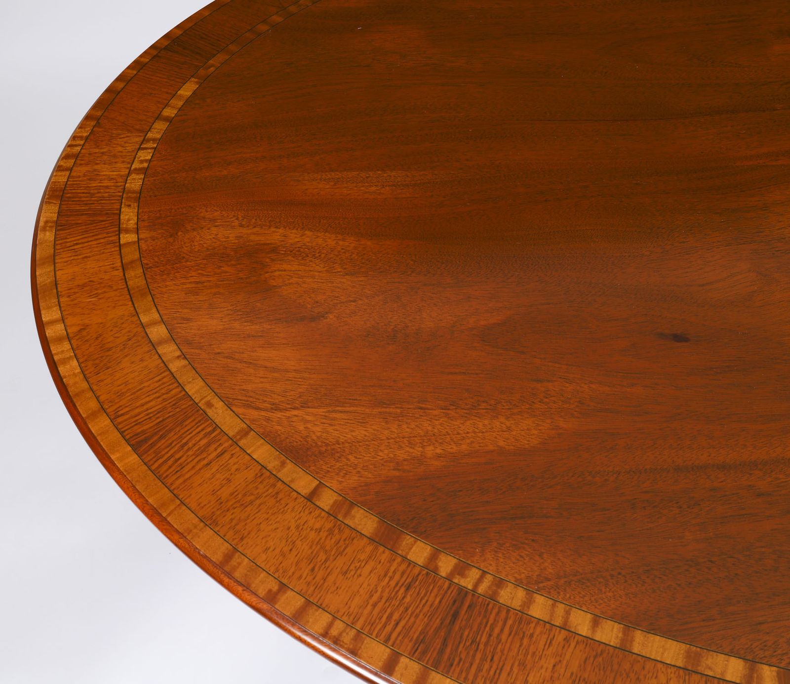 Vintage Oval Mahogany Tilt Top  Dining Table By William Tillman 20th Century photo buy