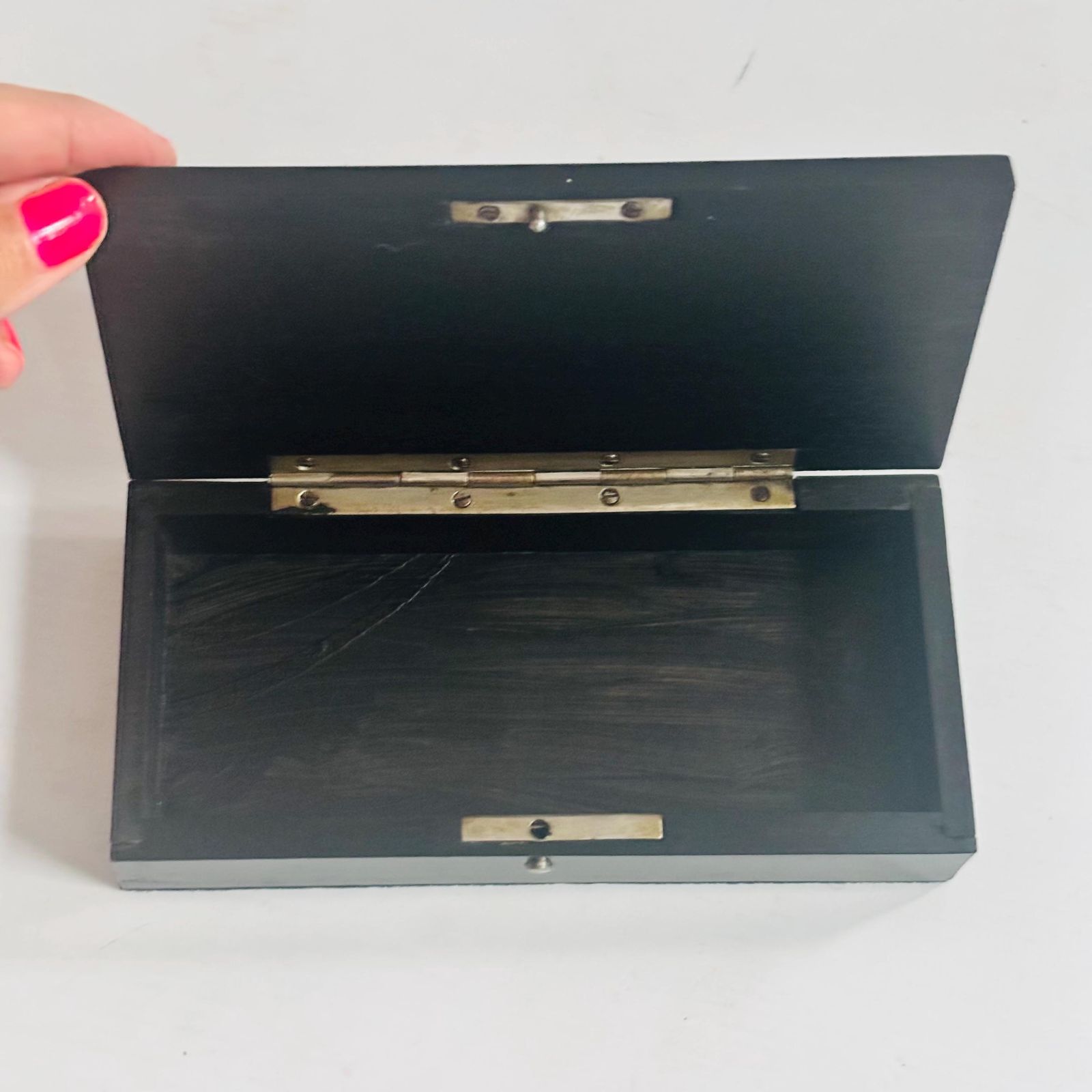 Rare 1910 Antique Wood Keepsake Box | Collector's Item |Trinket/Jewellery Box | Marked 'Ebony' photo vinterior
