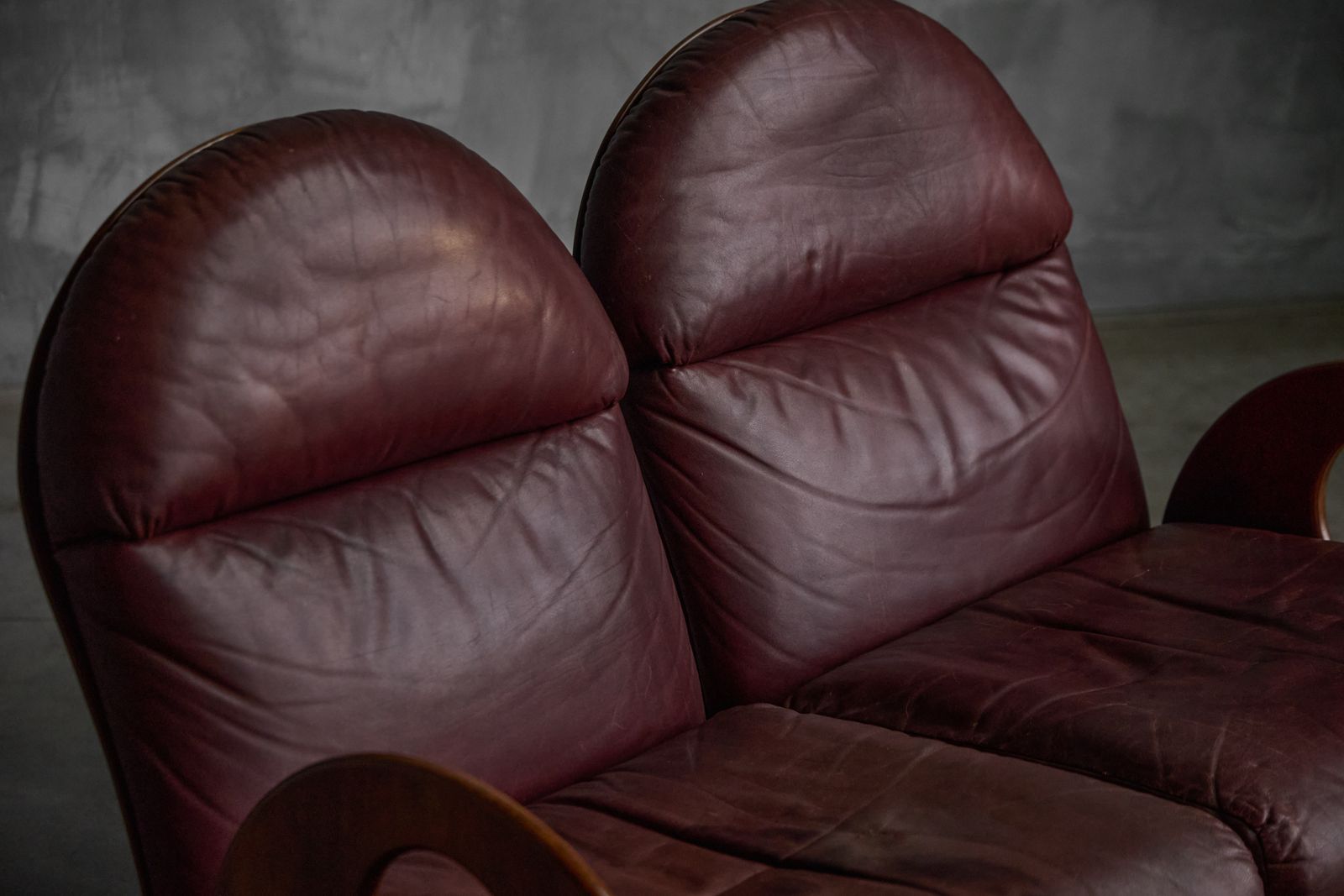 Love Seat Arcata By Gae Aulenti, Walnut And Burgundy Leather, 1968 photo furniture