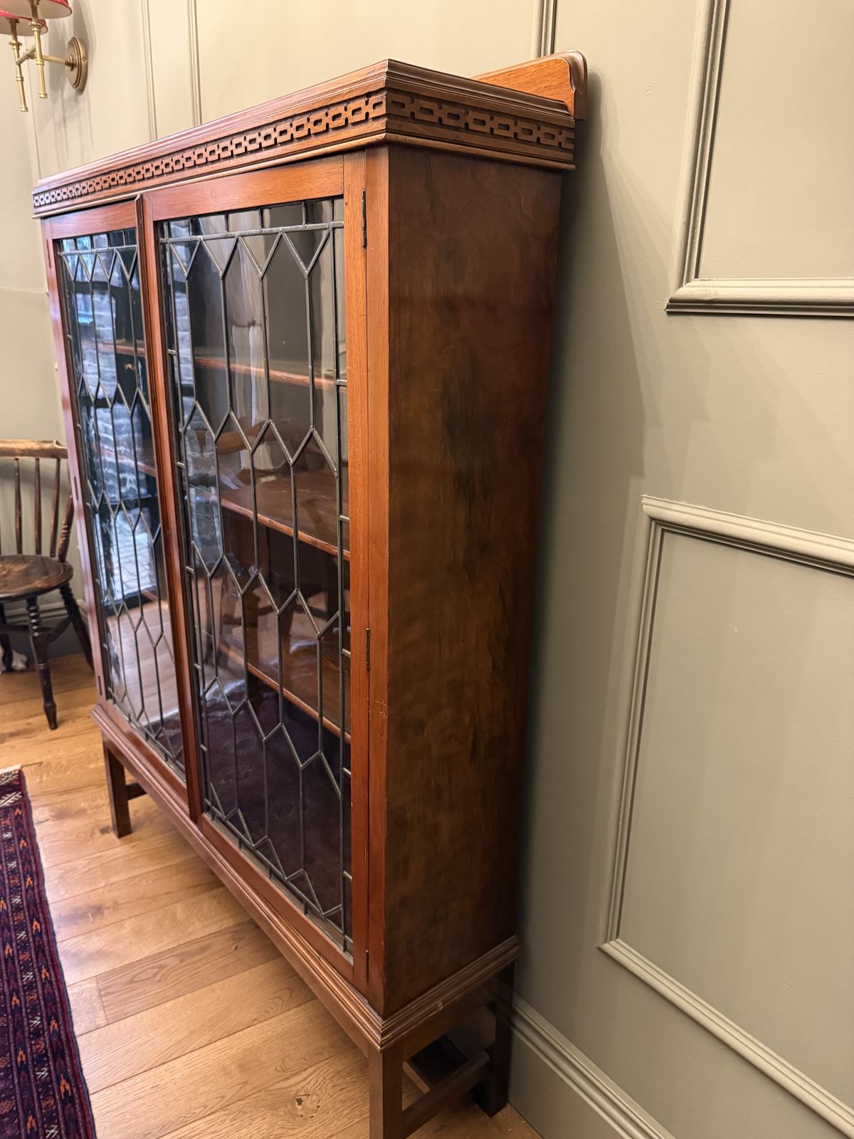 Elegant Edwardian Mahogany China Display Cabinet photo furniture
