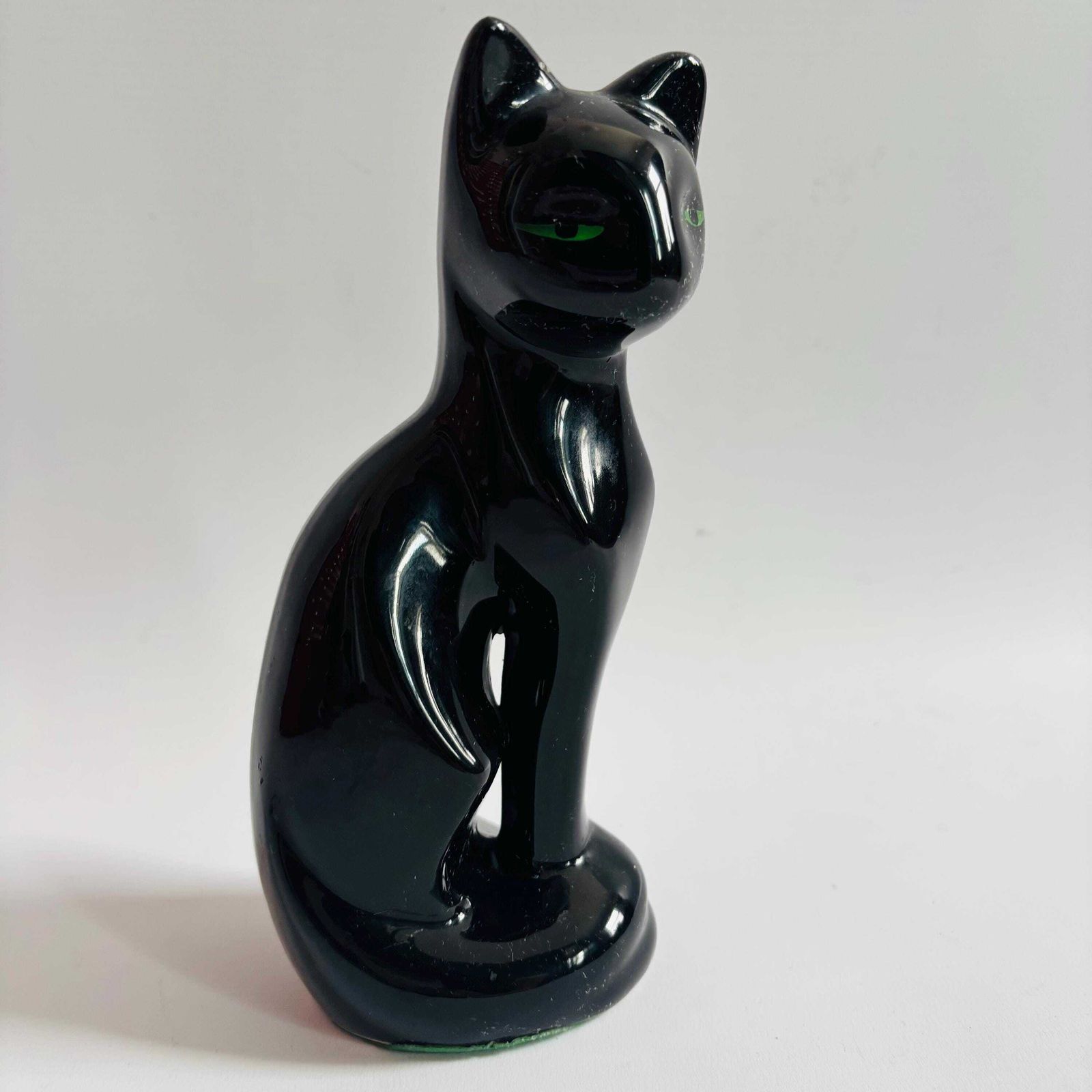 Mid Century Taiwanese Black Cat Figurine: 1960s Ceramic Artmark Decor