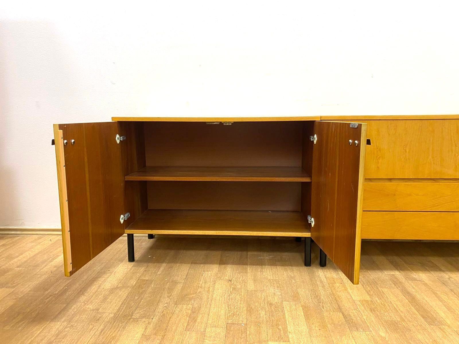 Retro Ladekasten Interieur, Jaren 1960 (Tsjechisch Design) photo vinterior