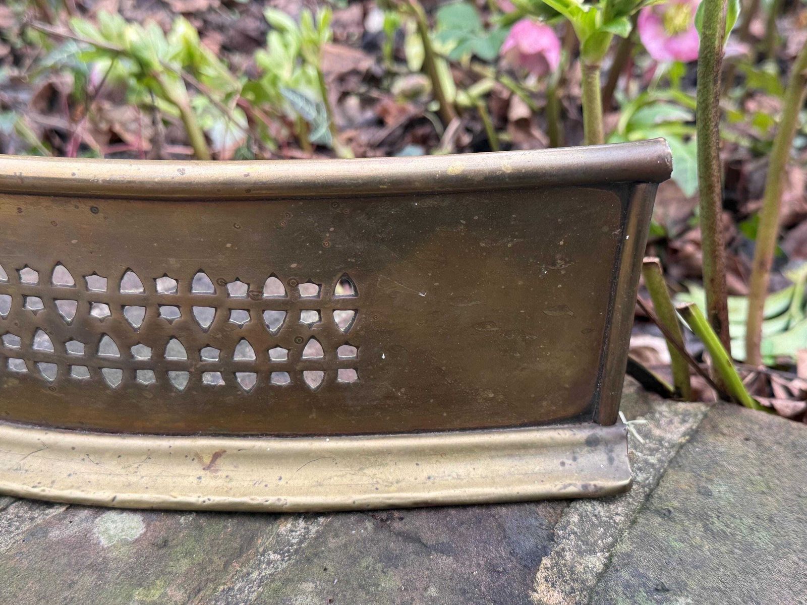 Antique Brass Fire Fender Victorian Pierced Hearth Fender Decorative Fireplace Guard photo 145.0