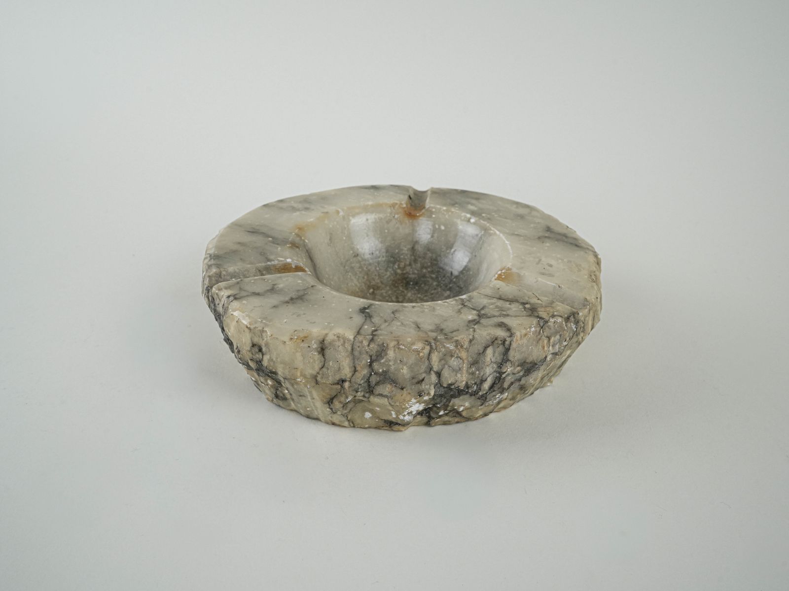 Onyx Ashtray, Italian Design, 1970s, Production: Italy photo vinterior