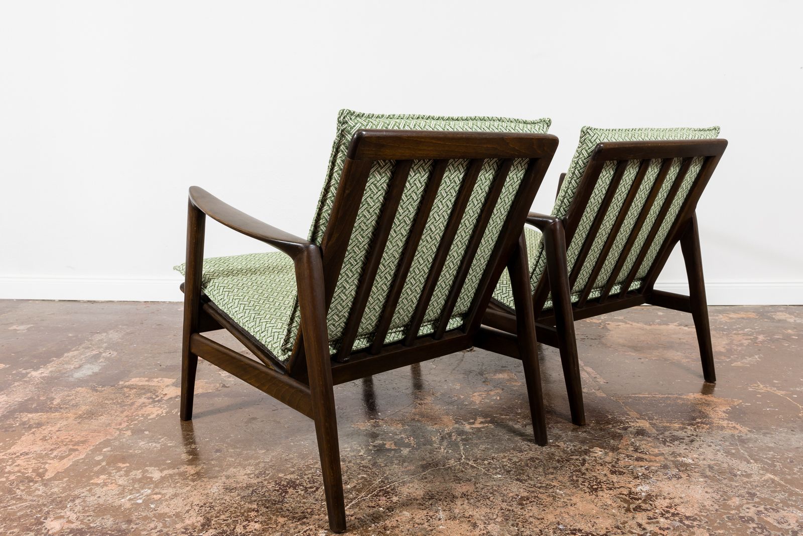 Mid Century Modern Armchairs Type 300 139, Poland, 1960s, Set Of 2 photo for sale