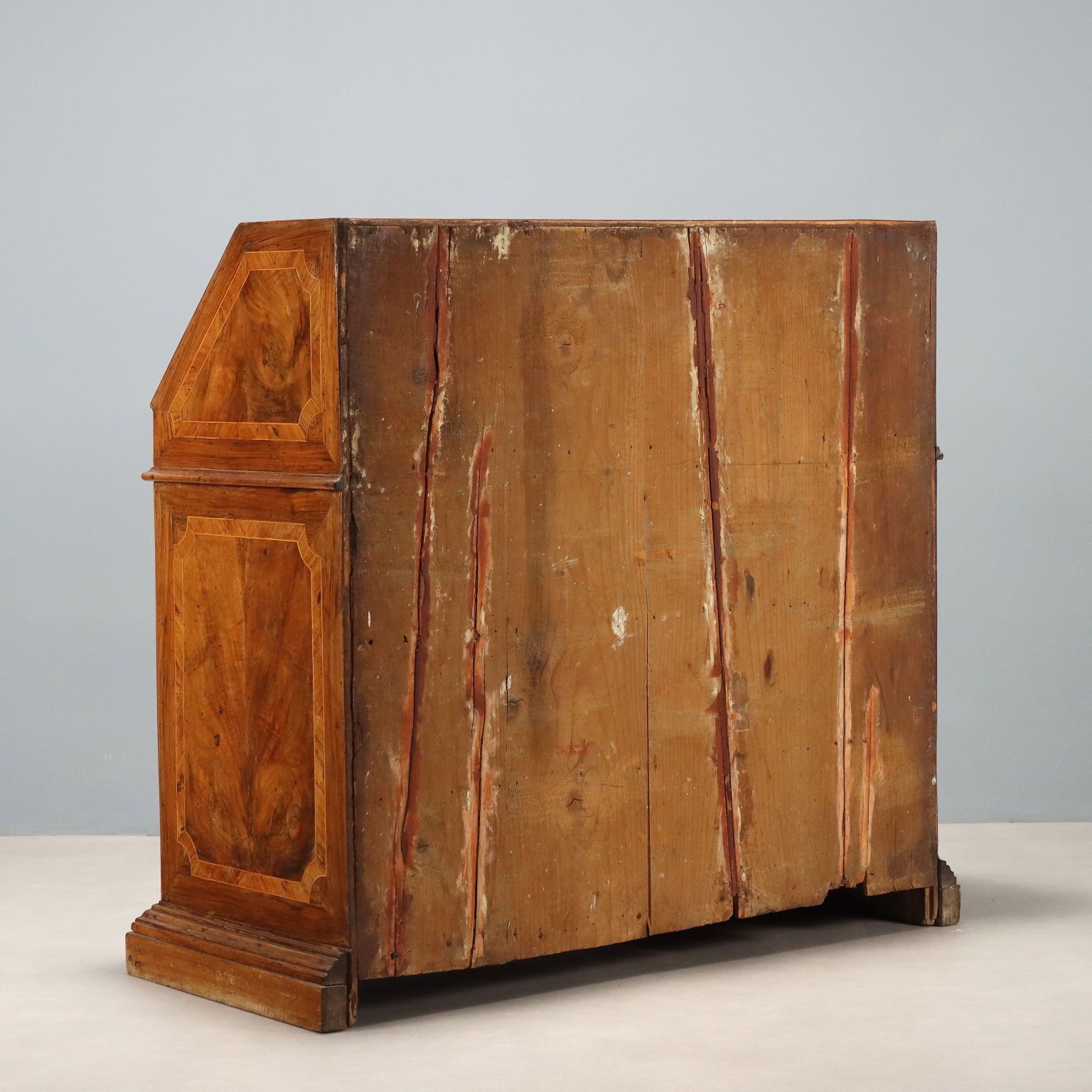 photo vintage Antique Flap Cabinet Walnut Italy XVII Century