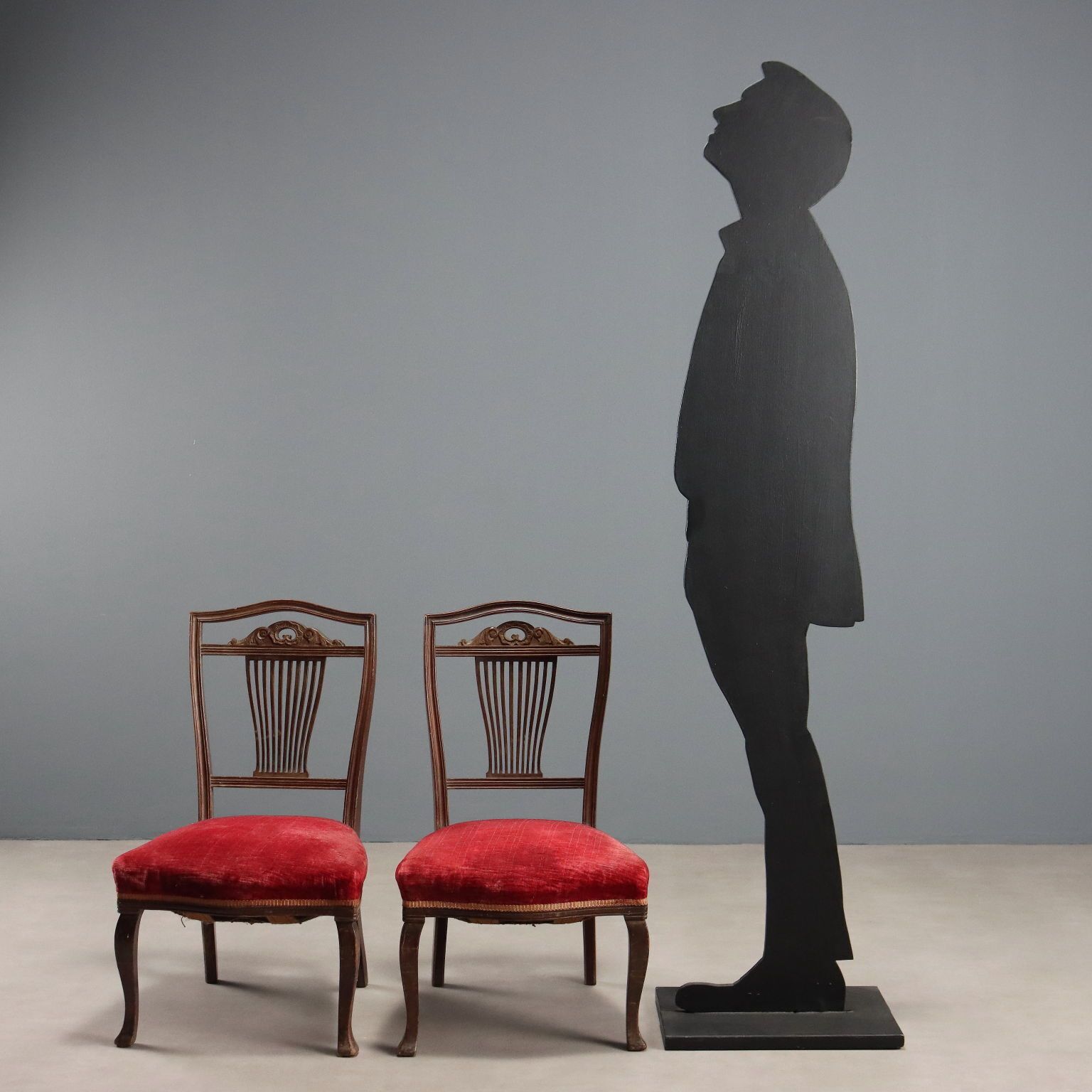 Coppia Di Sedie In Mogano photo furniture