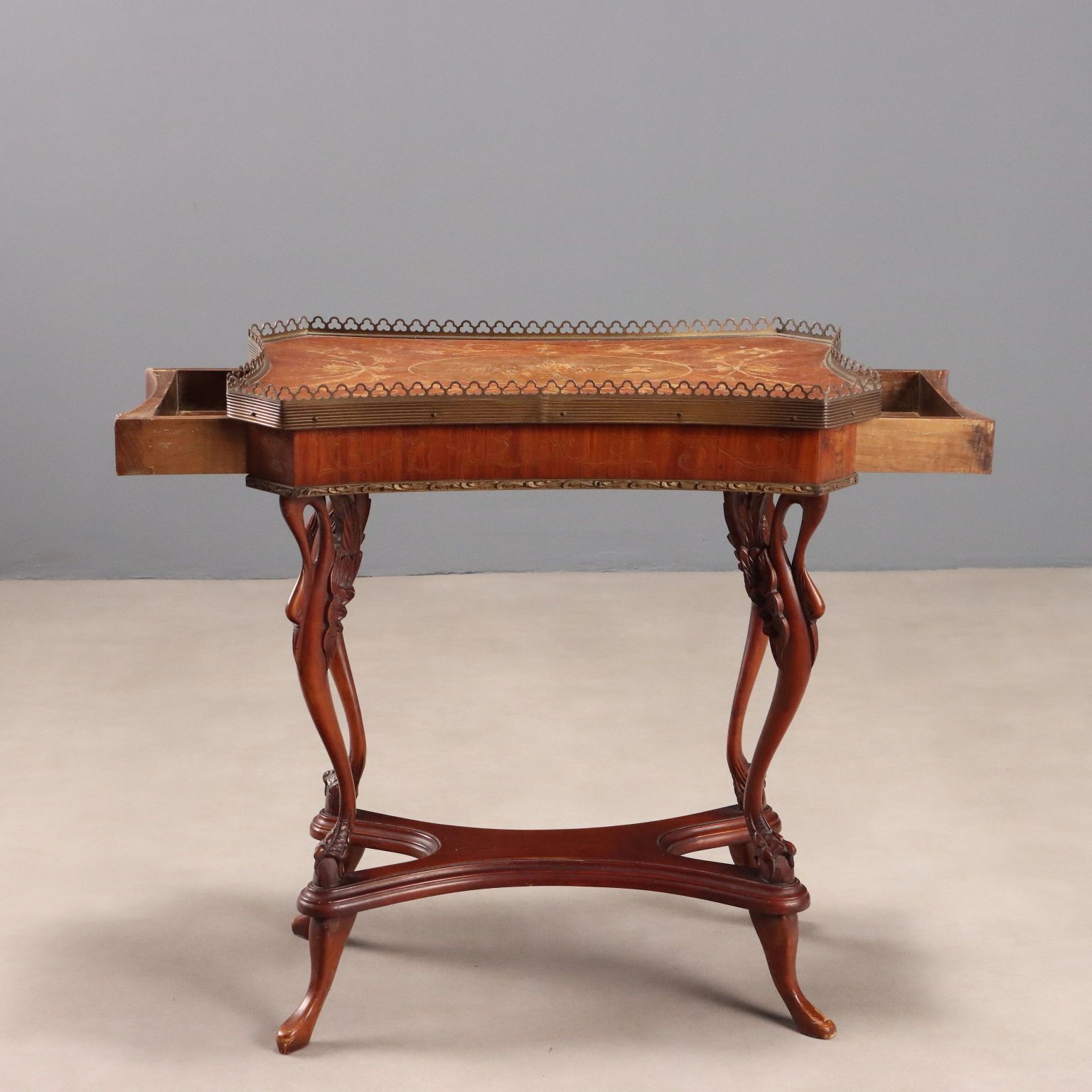 photo vinterior Antique Small Table Fruit Wood Bois De Rose XX Century