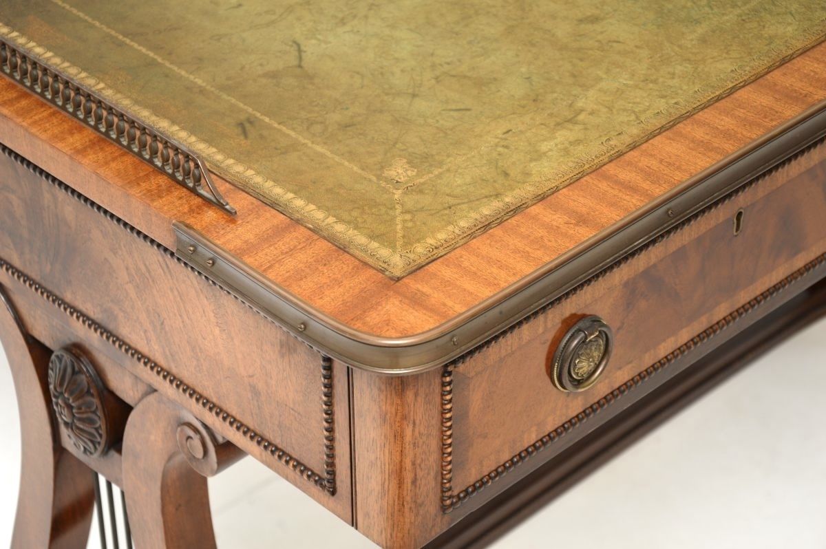 photo furniture Antique Regency Style Mahogany Leather Top Desk / Writing Table