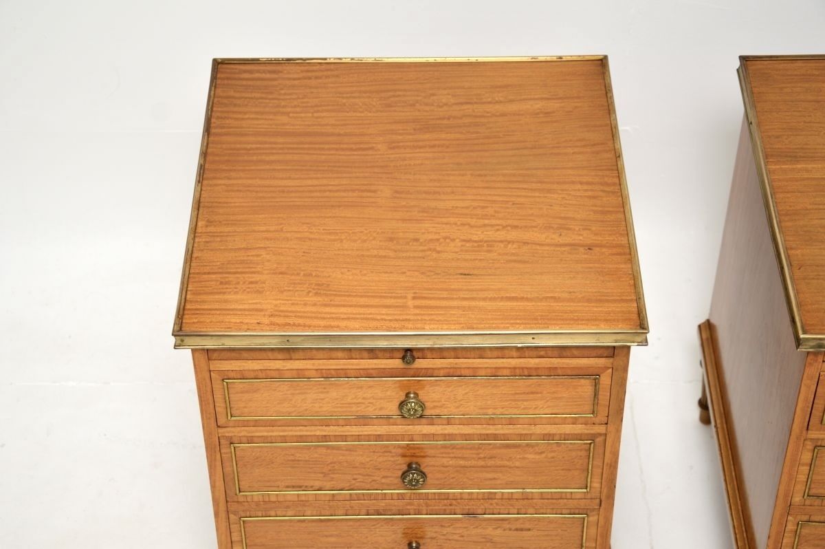 photo furniture Pair Of Antique Satin Wood Bedside Chests