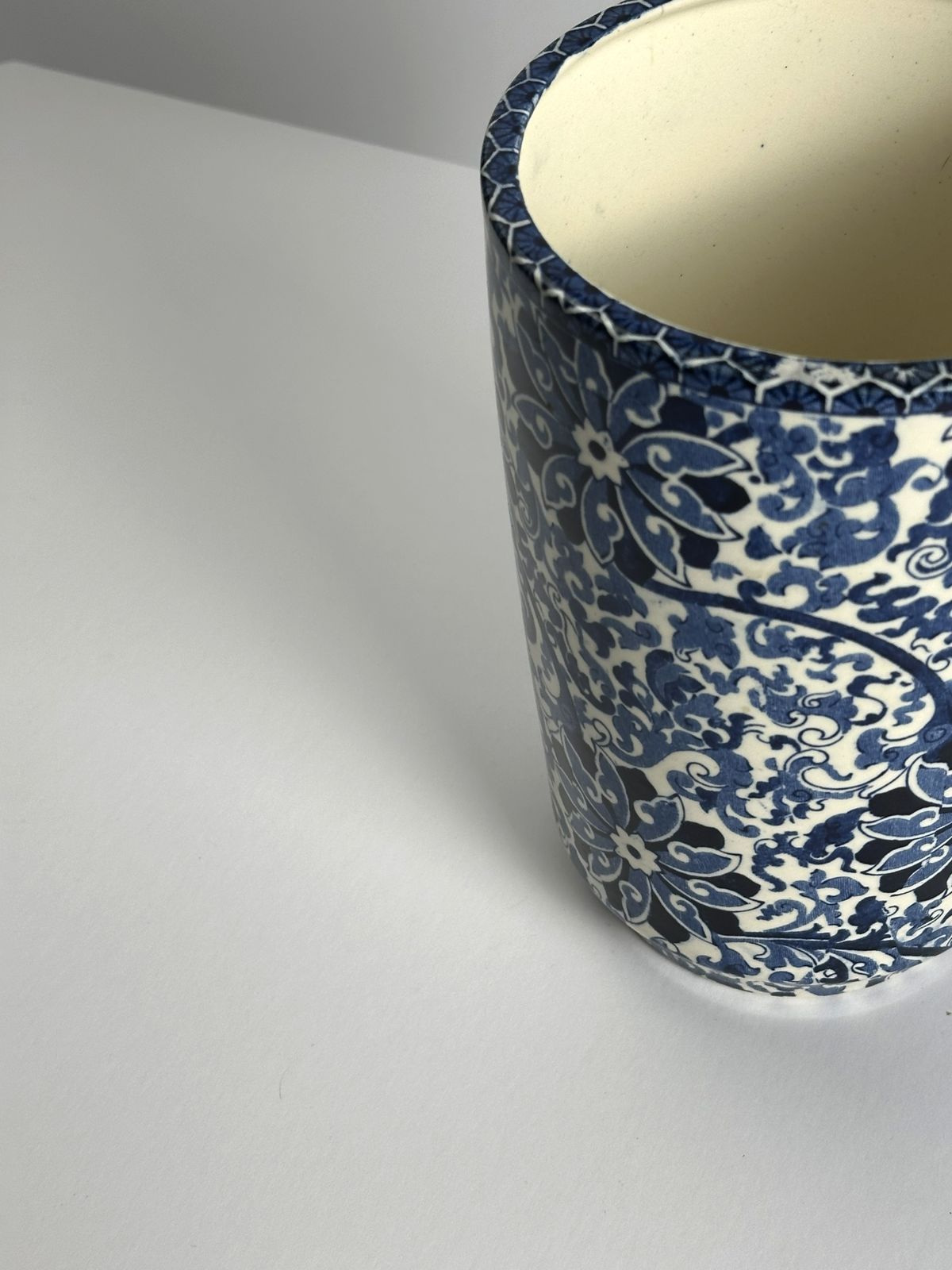 1930s Wood & Sons Chung Blue & White Staffordshire Vase photo furniture