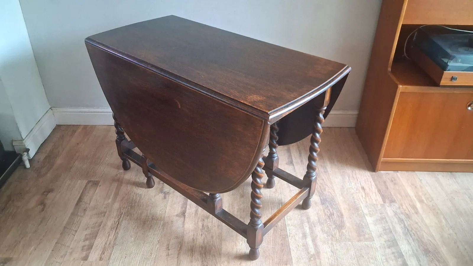 Delightful Edwardian  Solid Oak Gate Leg  Drop Leaf Dining /Kitchen Table photo vintage