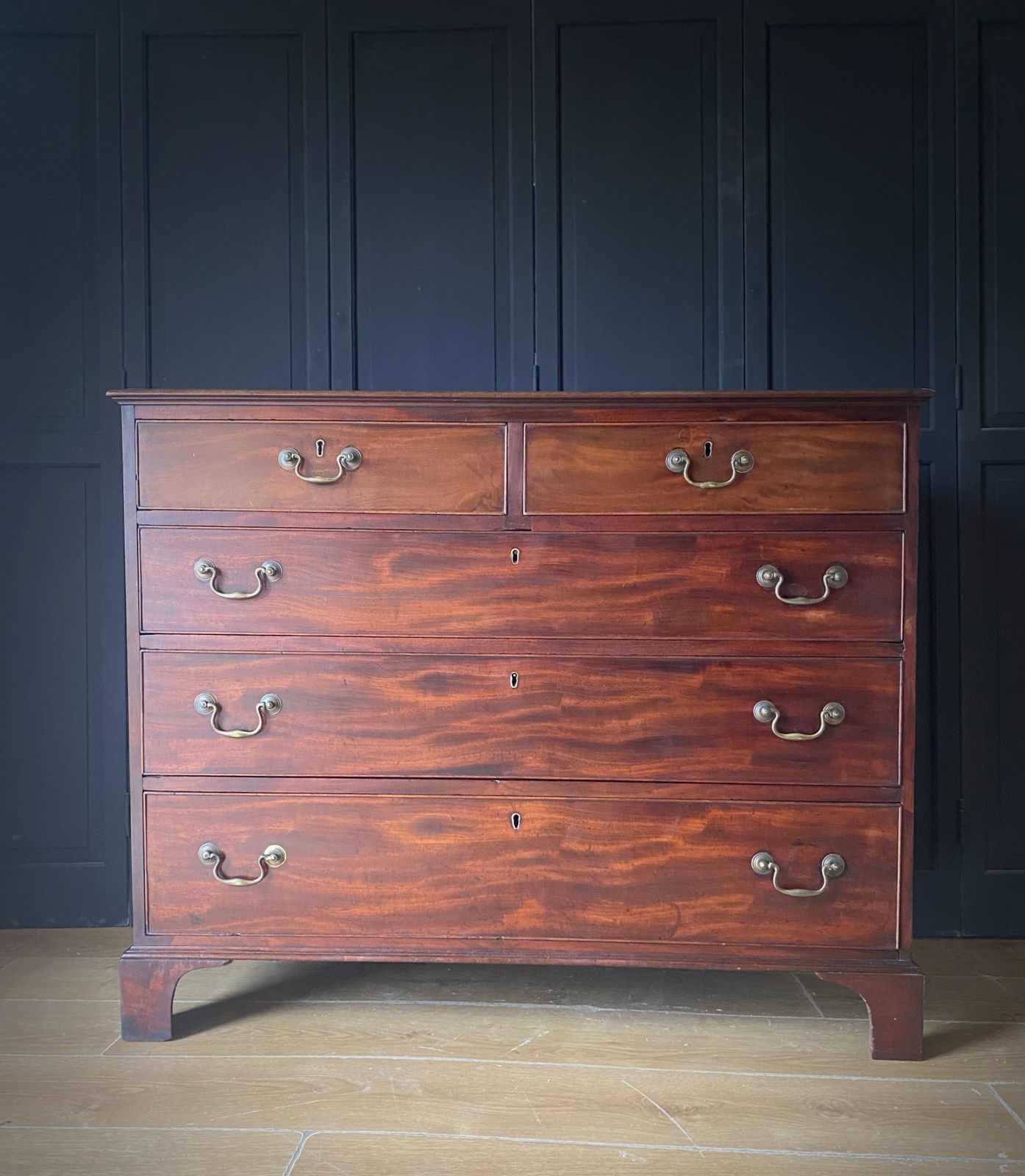 Georgian Mahogany Chest Of Drawers