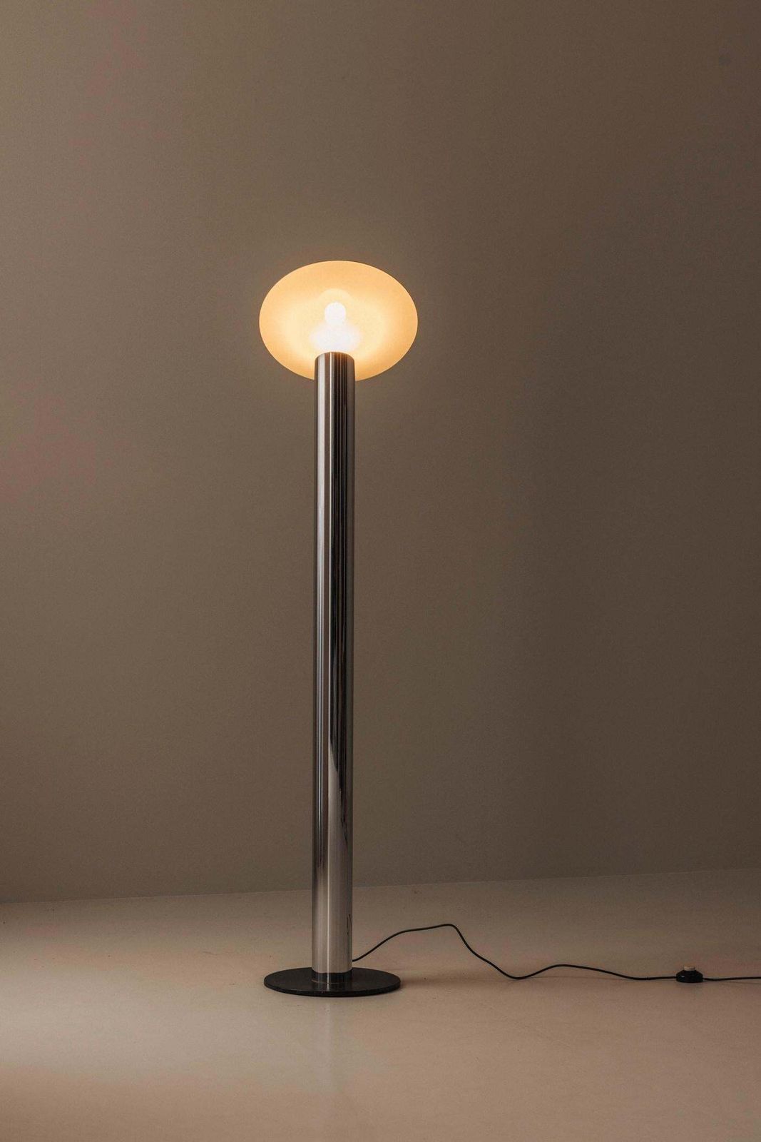 photo for sale Minimalist Italian Floor Lamp From The Late 1970s In Chrome And Brushed Metal.