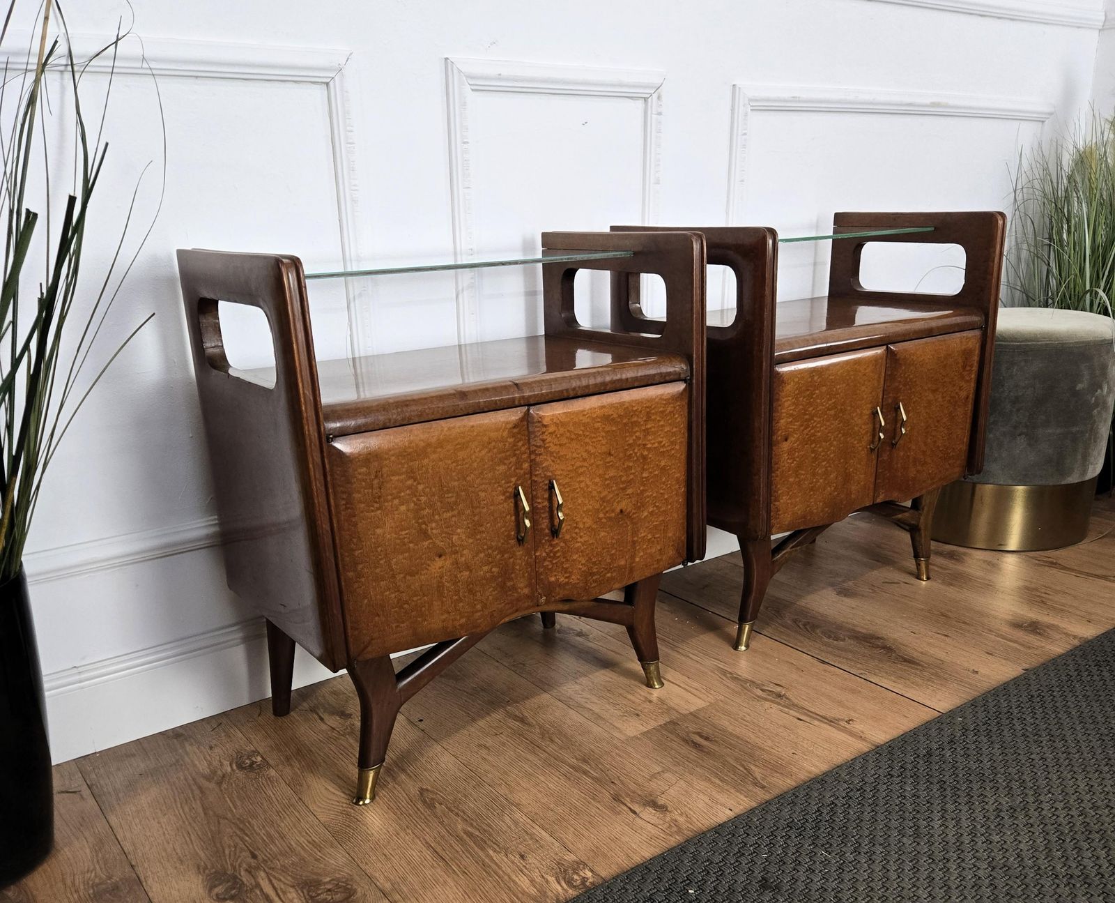 Pair Of Mid Century Italian Art Deco Nightstands Bedside Tables Walnut Glass Top photo vinterior
