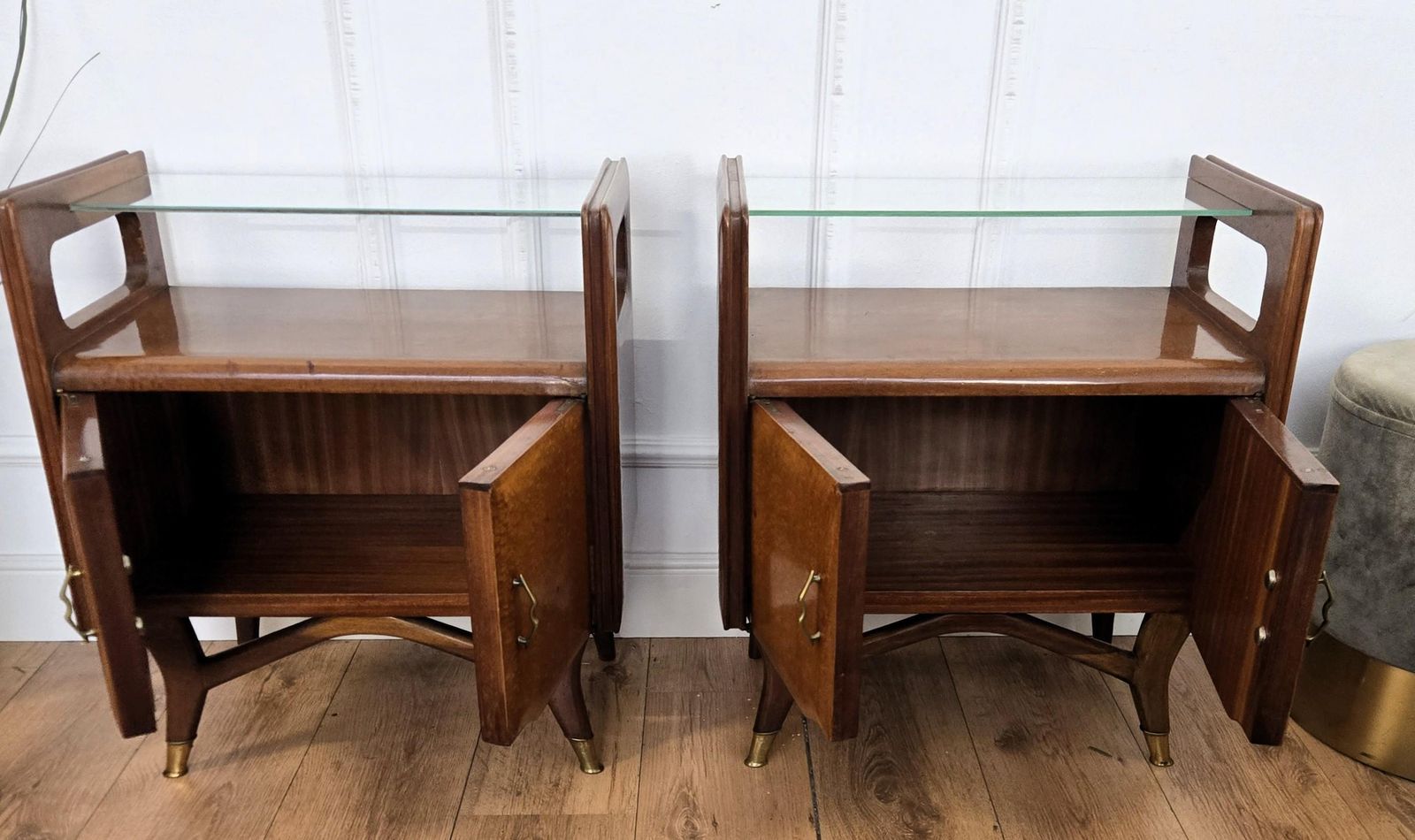 Pair Of Mid Century Italian Art Deco Nightstands Bedside Tables Walnut Glass Top photo vintage