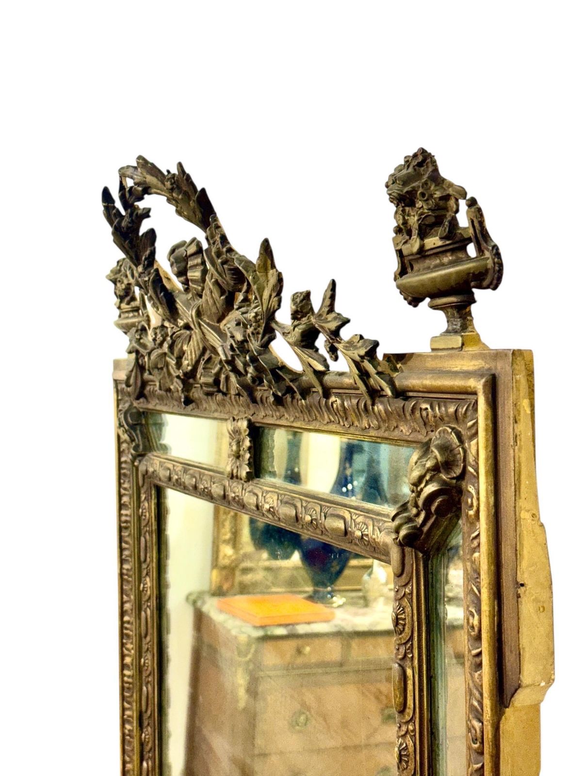 Large Napoléon III Giltwood Mirror With Laurel Crest, And Aged Glass photo Home Decor
