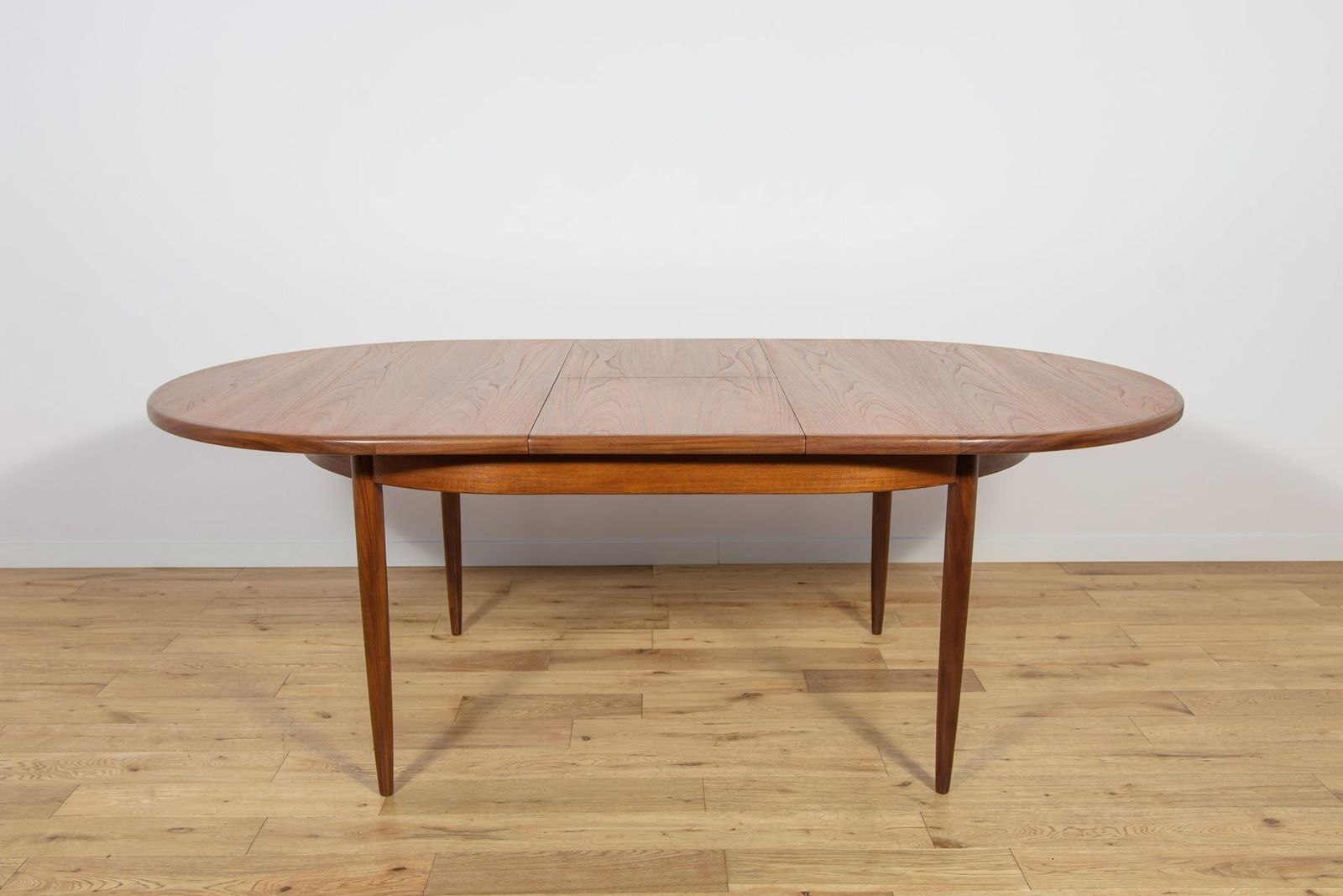 1509.0 Mid Century Modern Teak Oval Dining Table From G Plan, United Kingdom, 1960s photo