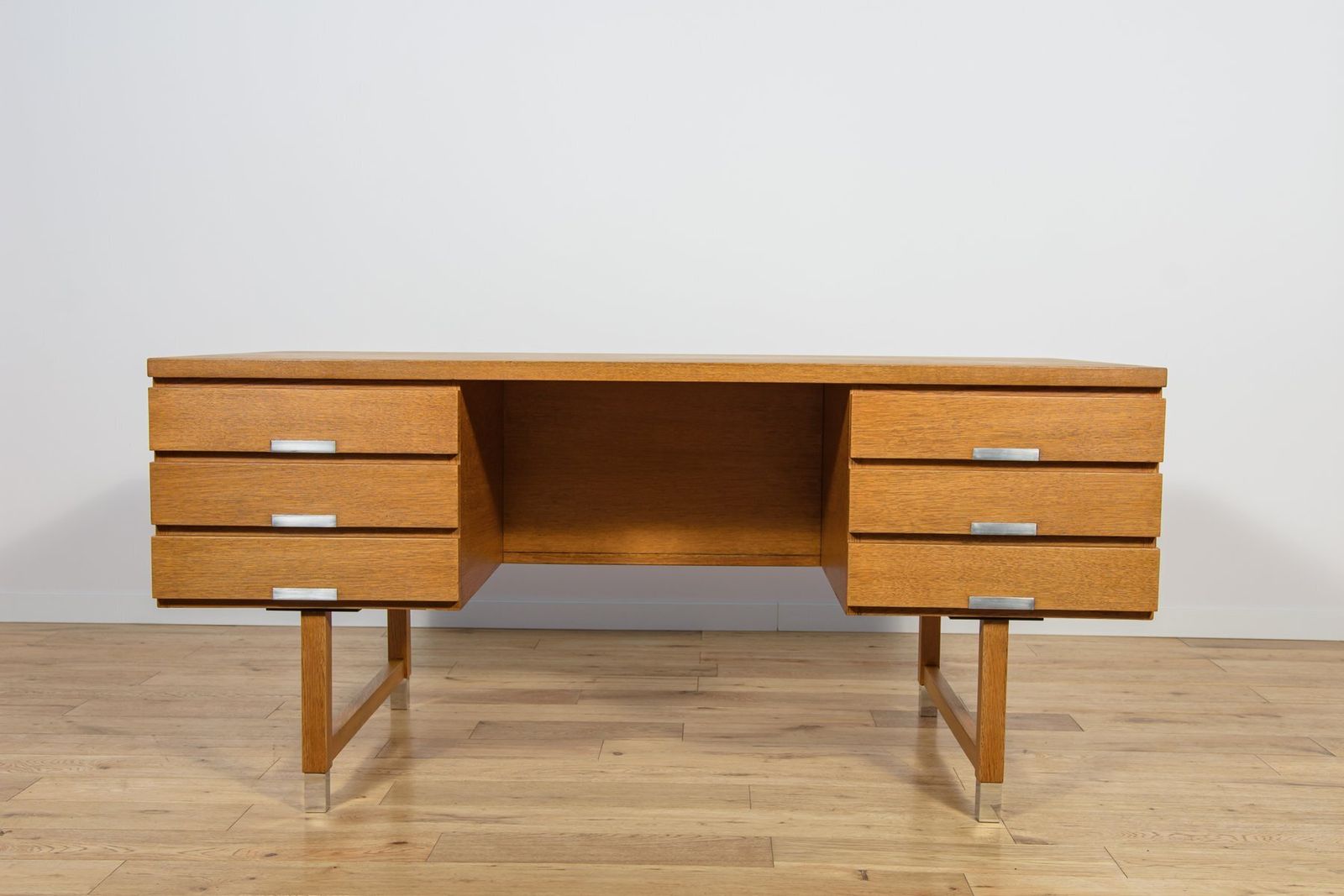 Mid Century Modern Oak Desk From Eigil Petersens Møbelfabrik, Denmark, 1970s photo Furniture