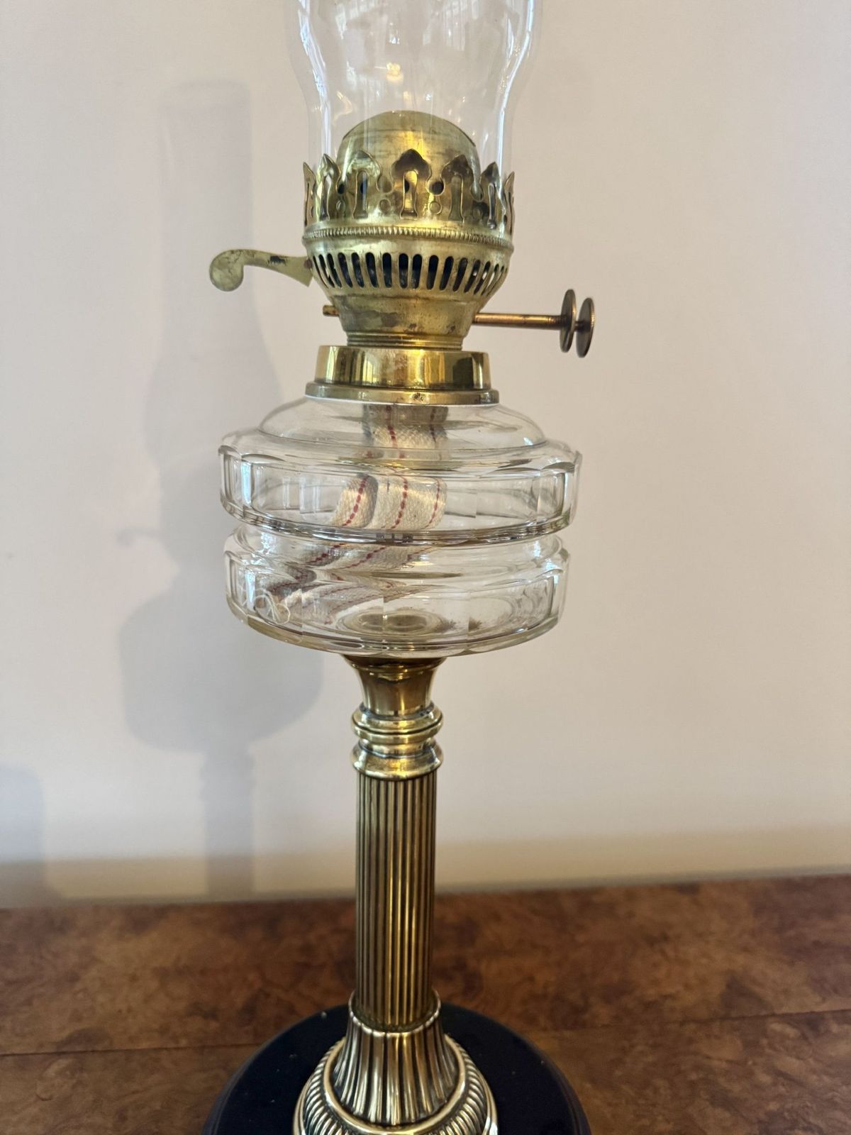 Stunning Quality Victorian Oil Lamp photo Lighting