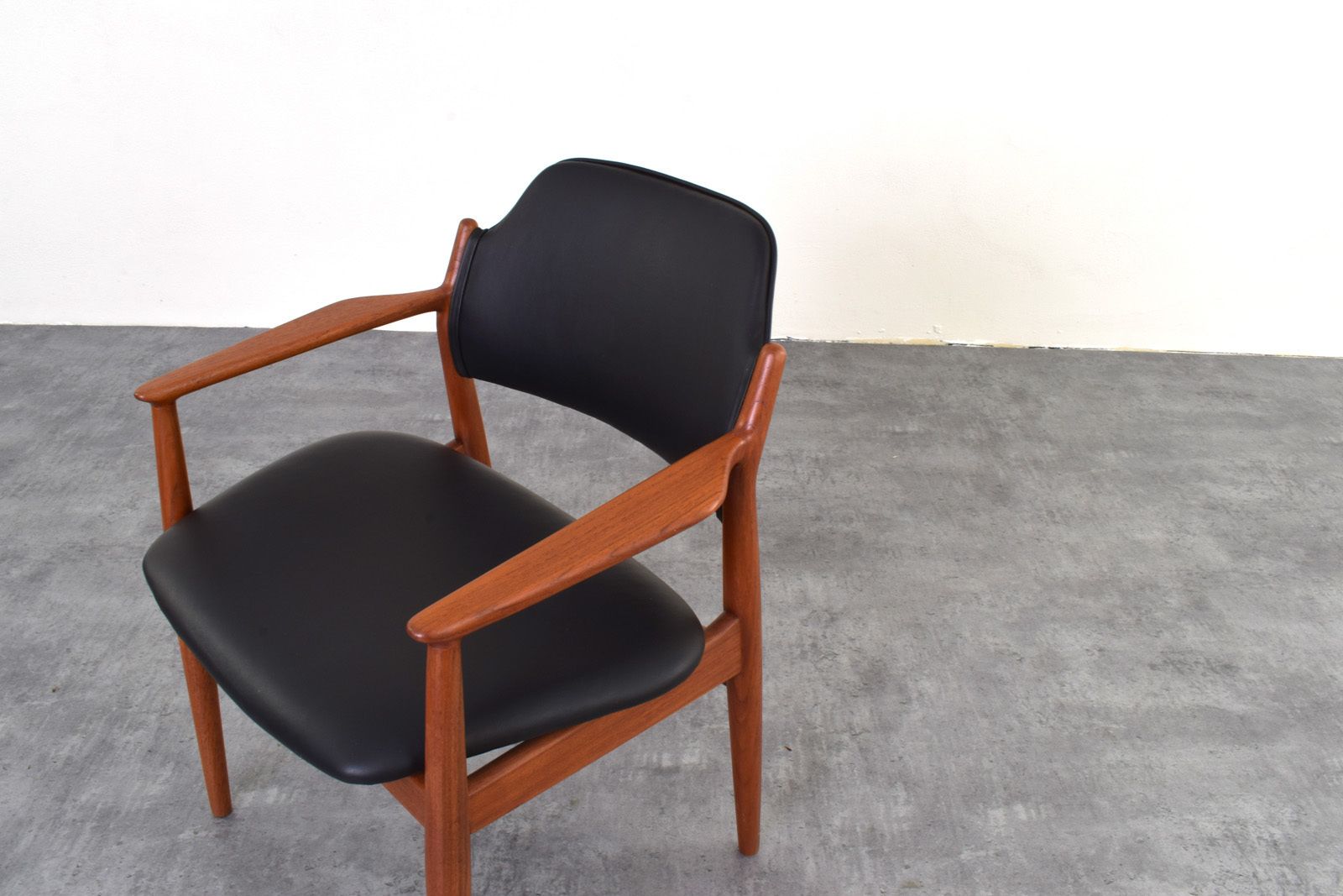 photo for sale Mid Century Danish Teak Chairs Model 62a By Arne Vodder For Sibast, 1960s.