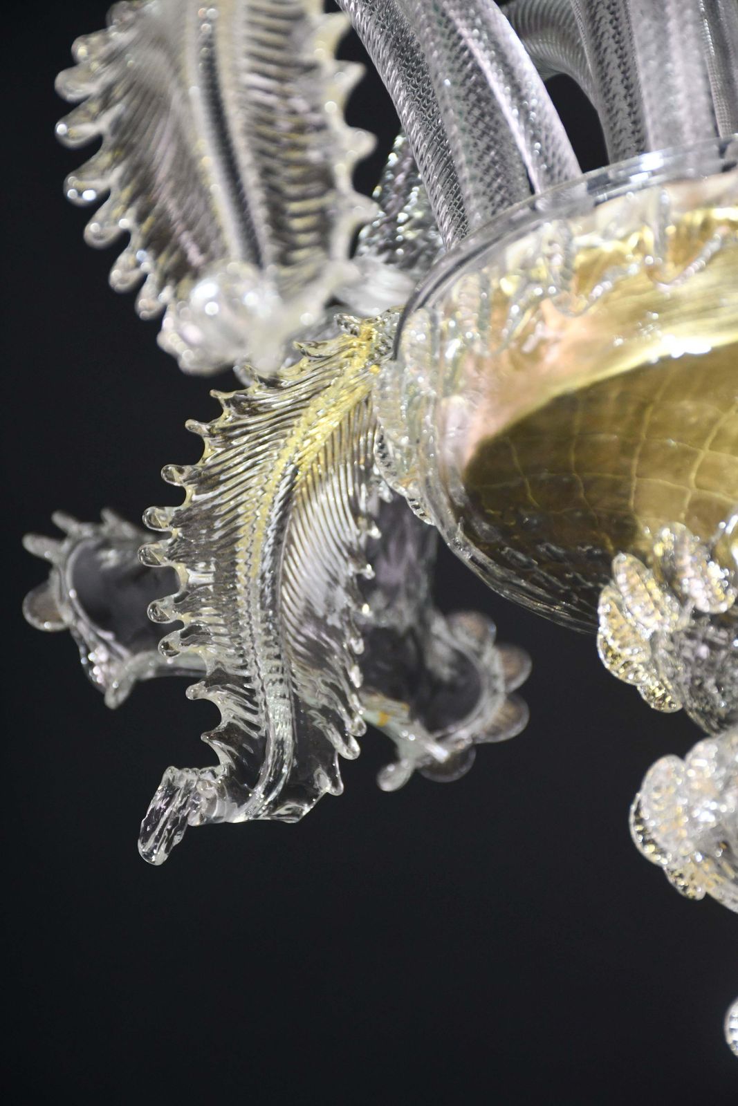 3898.0 Wonderful Large Size Venetian Chandelier, Transparent And Gold Murano Glass photo