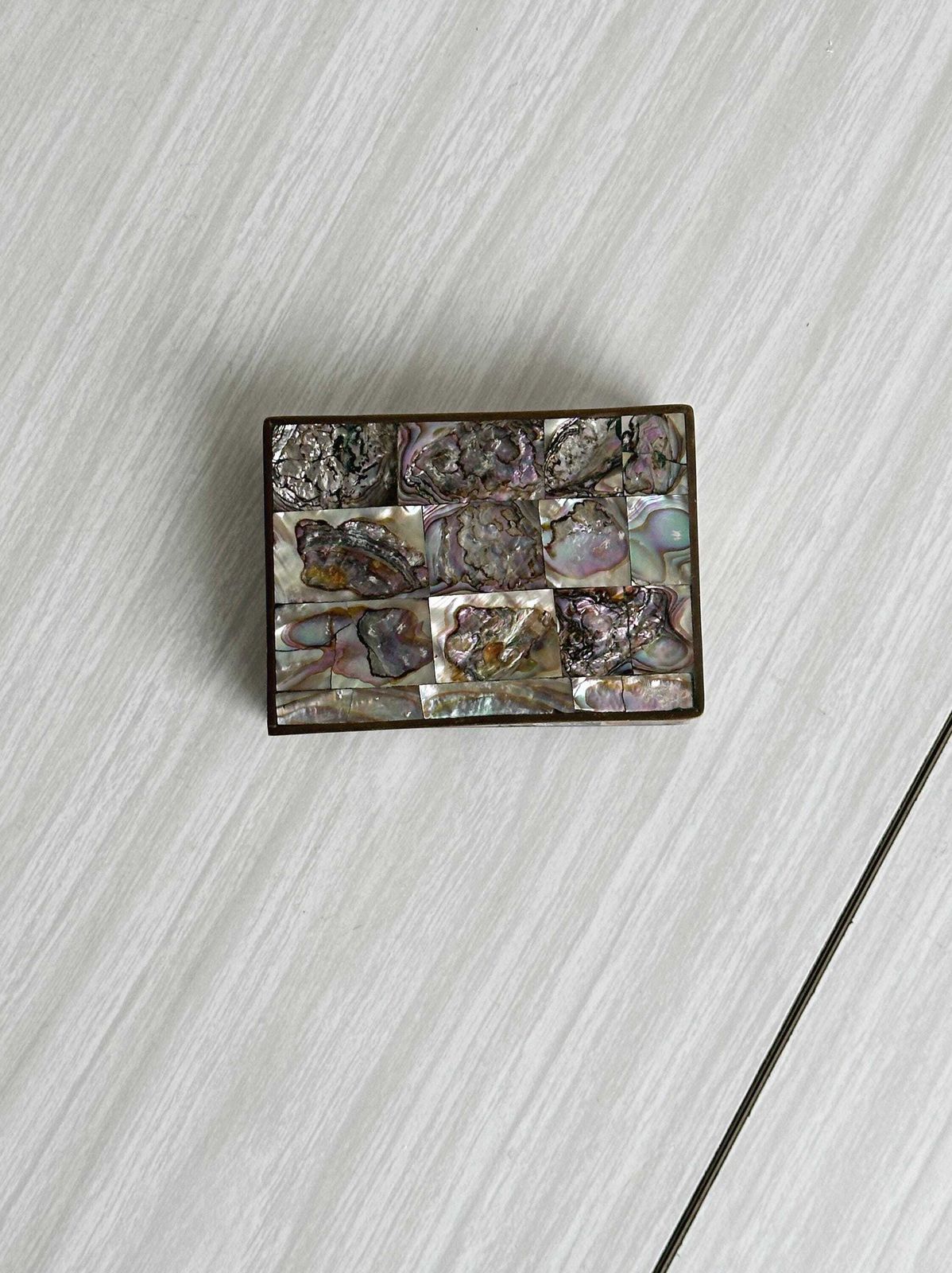 Small Decorative Mother Of Pearl And Metal Box, A Precious Case For Jewelry Or Small Items, A Refined Piece With Artisanal Charm, A Gift Idea photo furniture