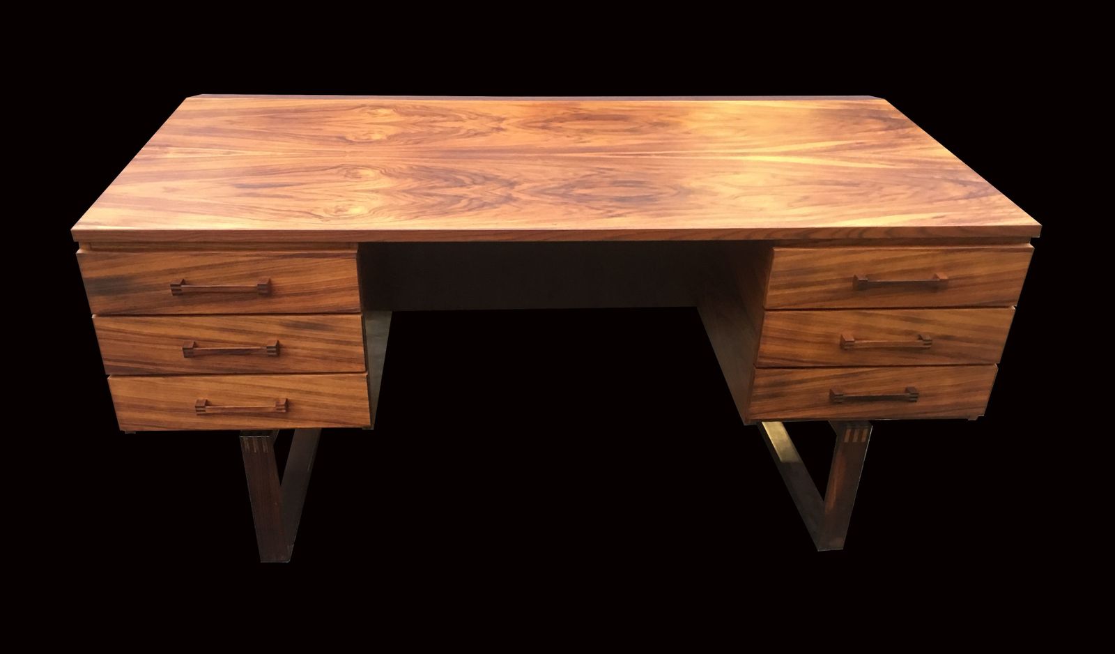Very Fine Rosewood Midcentury Danish Desk By Henning Jensen And Torben Valeur photo Furniture