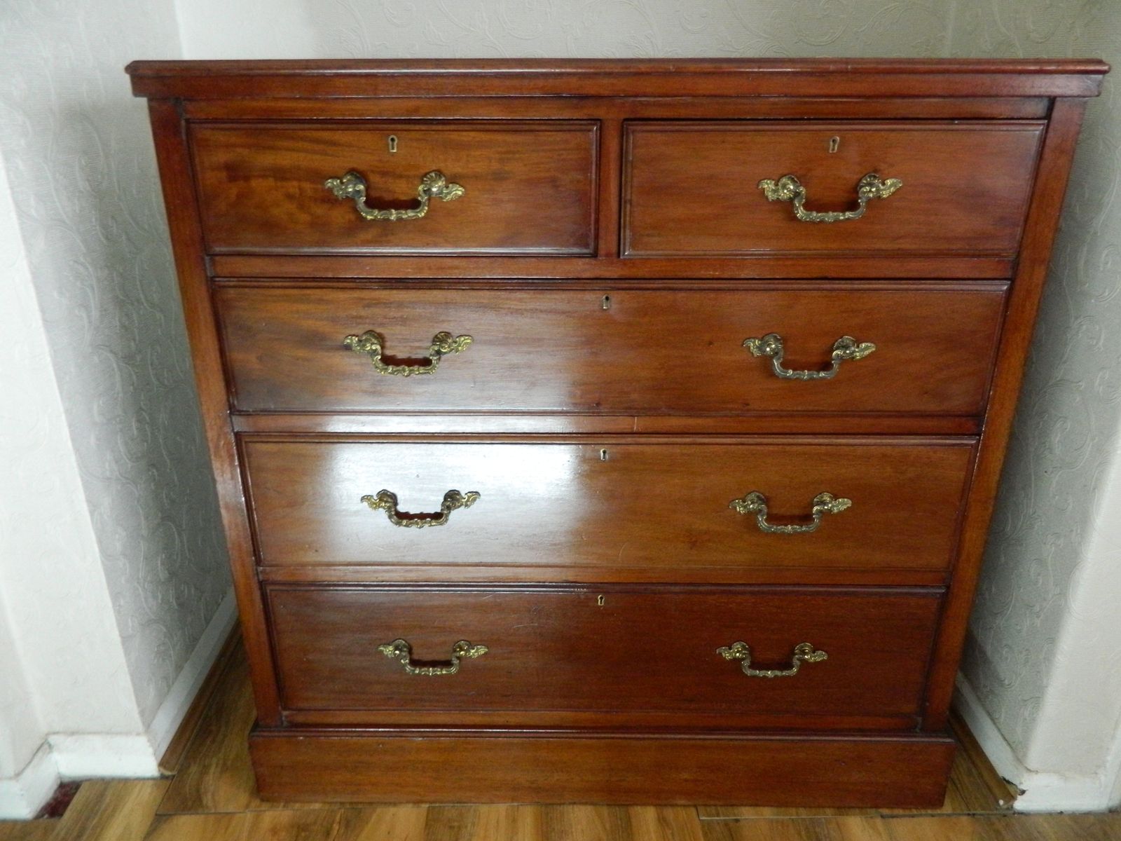 Warings & Gillow Mahogany Chest Of Drawers
