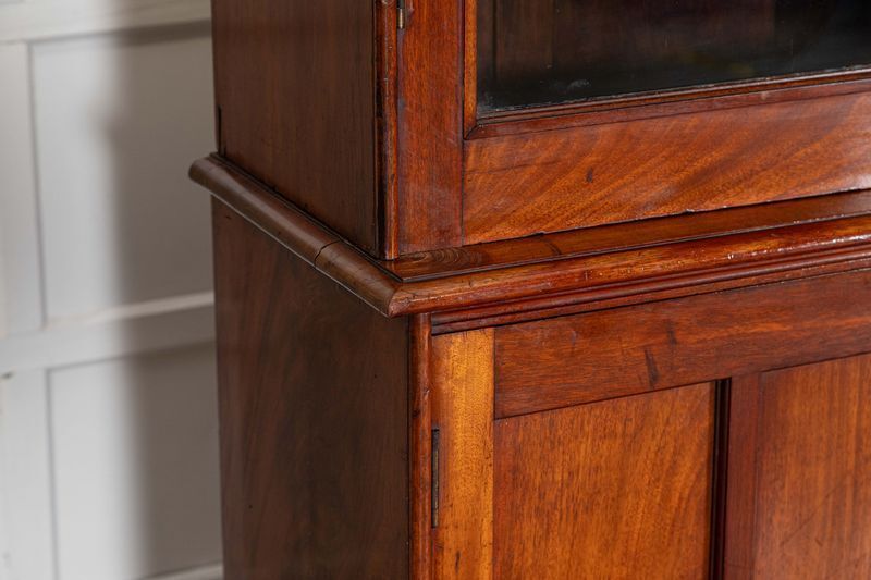photo vintage Large English 19thc Mahogany Glazed Bookcase