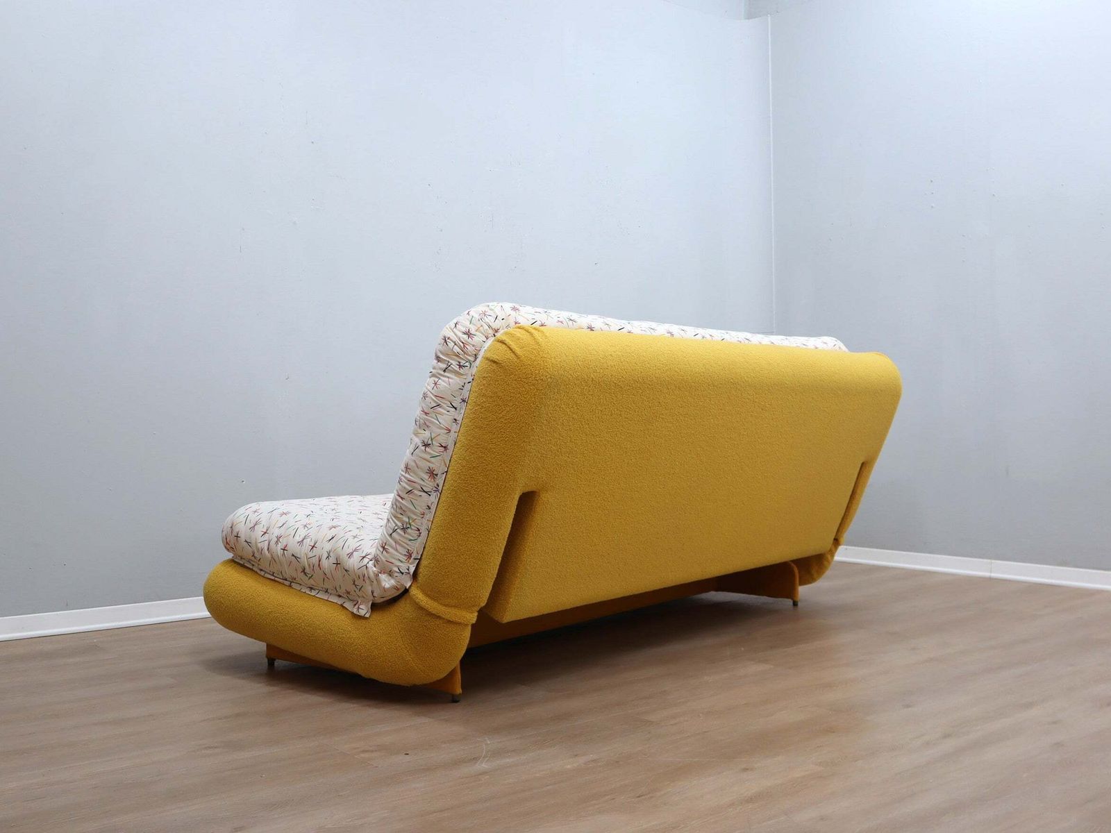 DR. Jekyll & Mr. Hyde Modular Sofa Bed By Poltrona Frau 1980s photo 2200.0