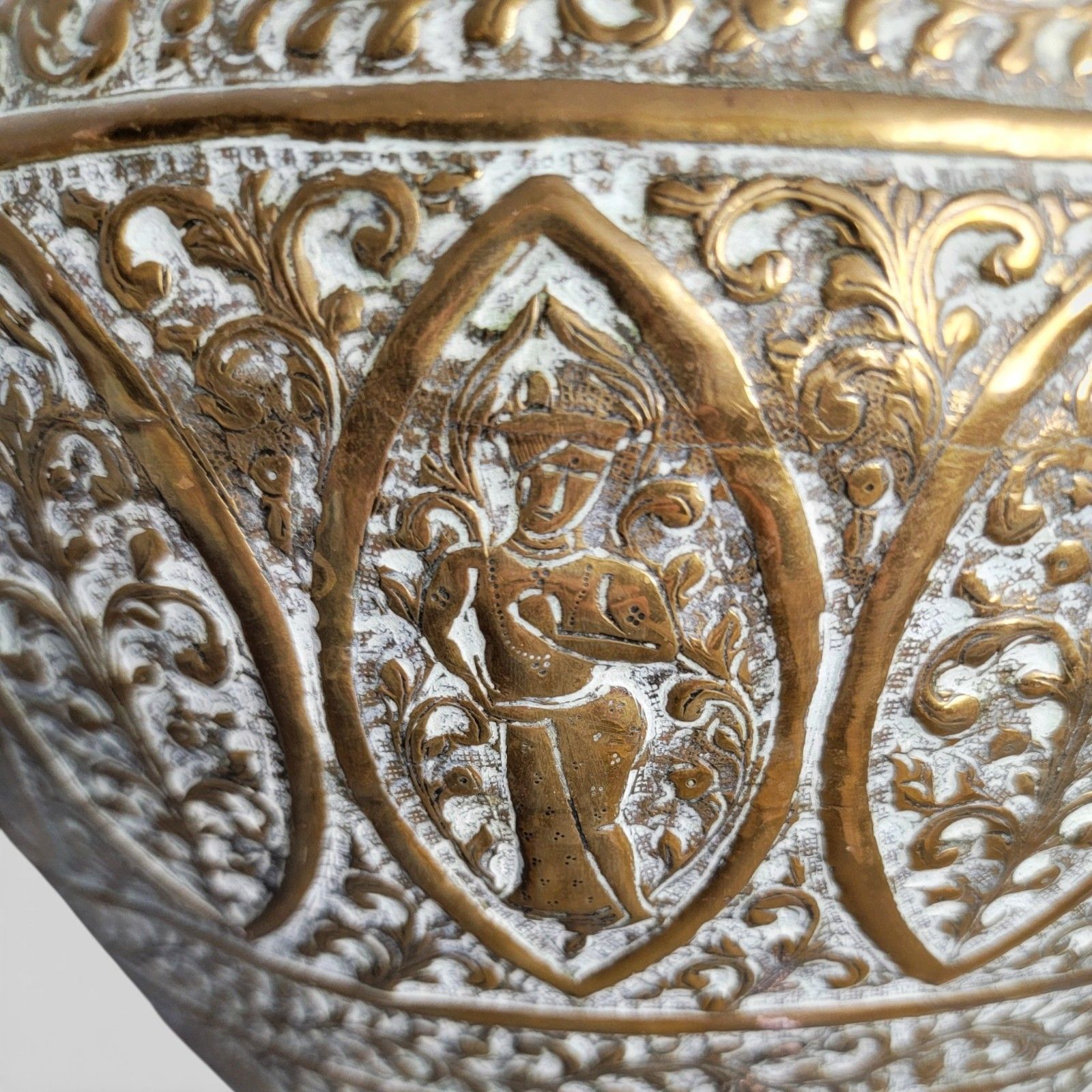 photo buy Large Indian Raj Period Hand Engraved Brass Jardinière, C. 1870–1890